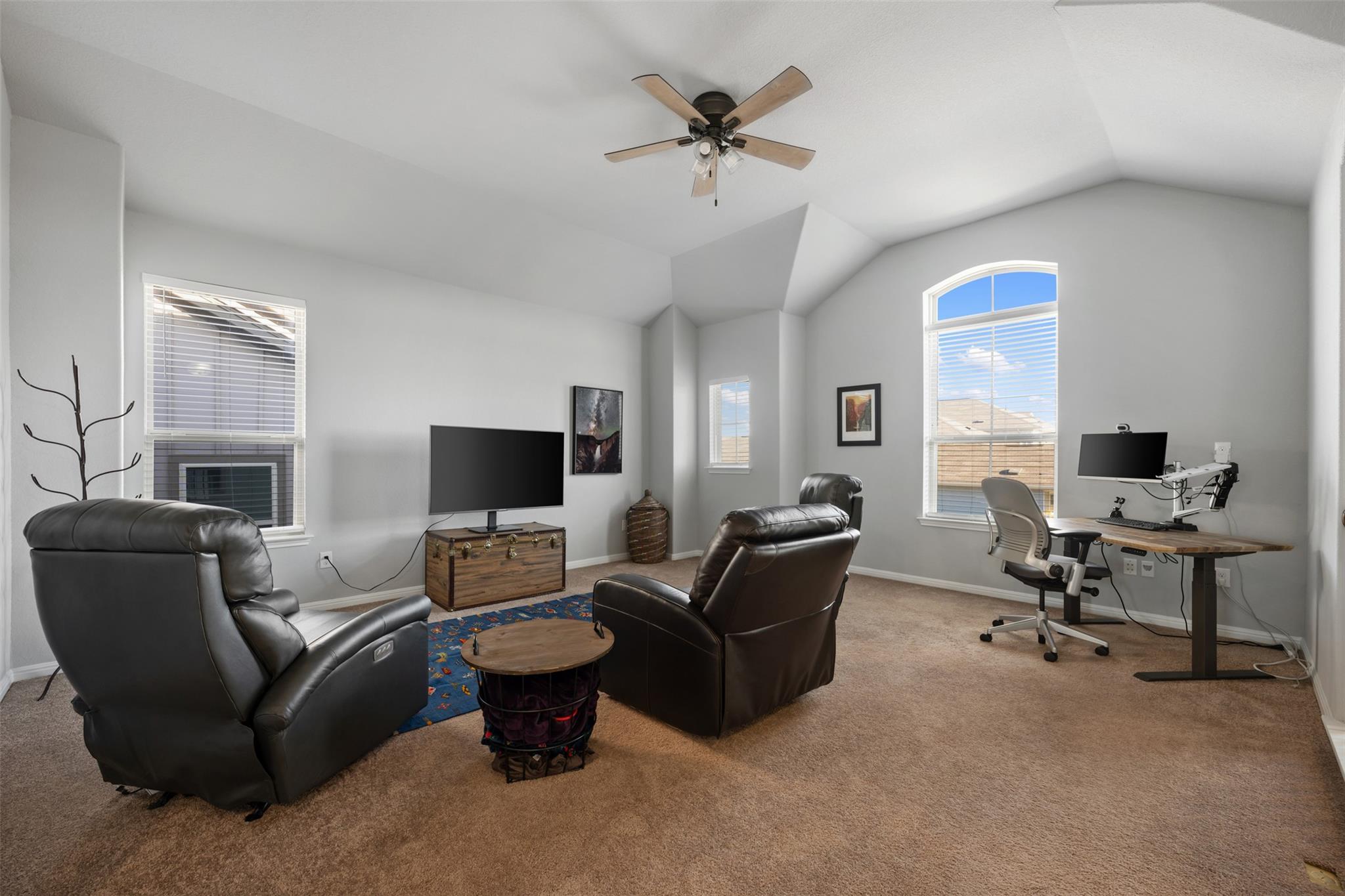 1404 Jenkins Bnd #11 Property Photo 28