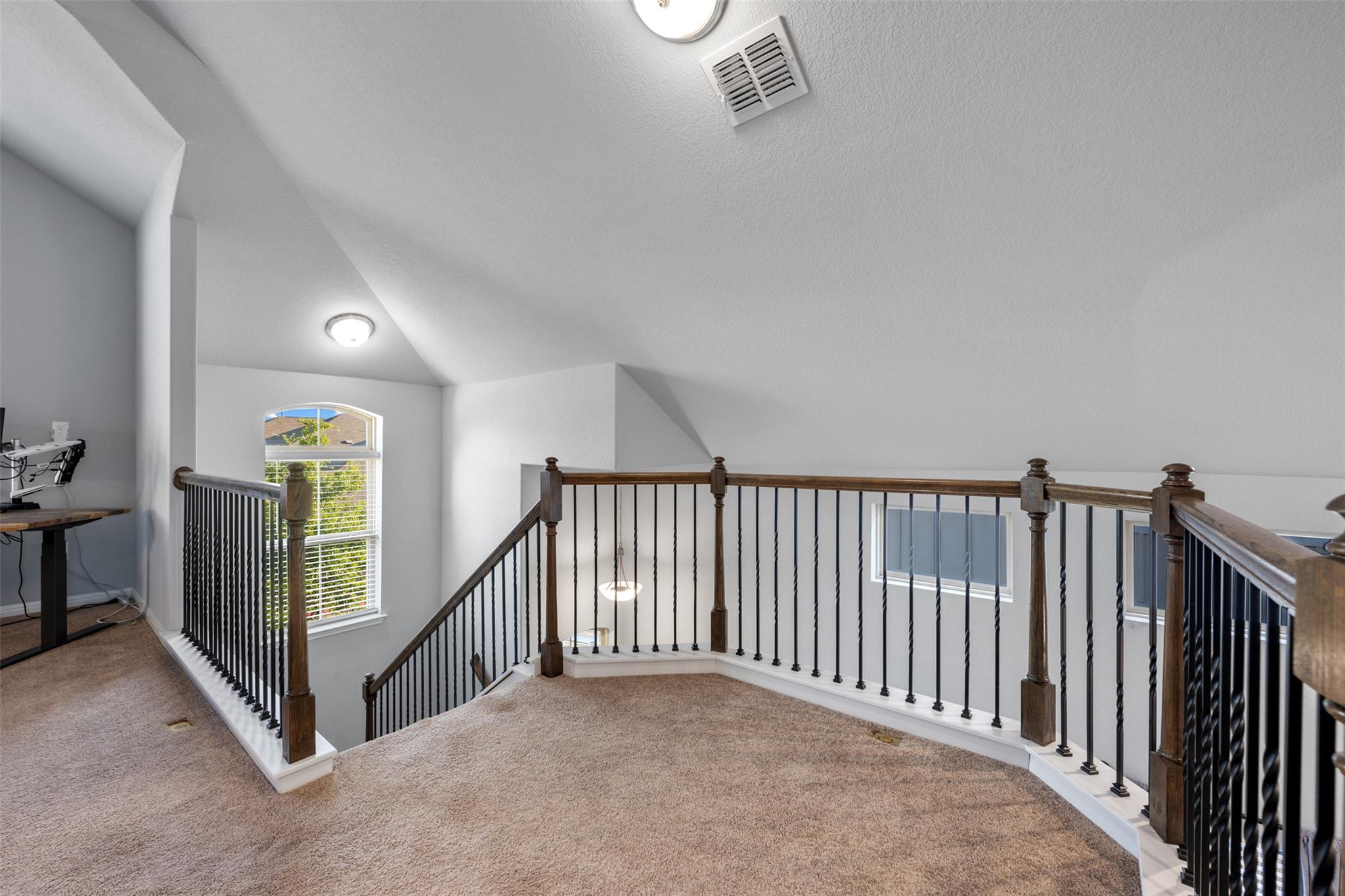 1404 Jenkins Bnd #11 Property Photo 30