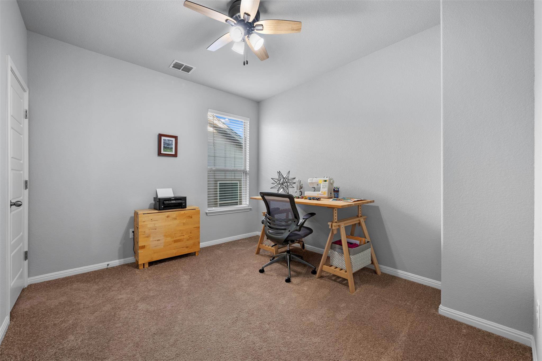 1404 Jenkins Bnd #11 Property Photo 31
