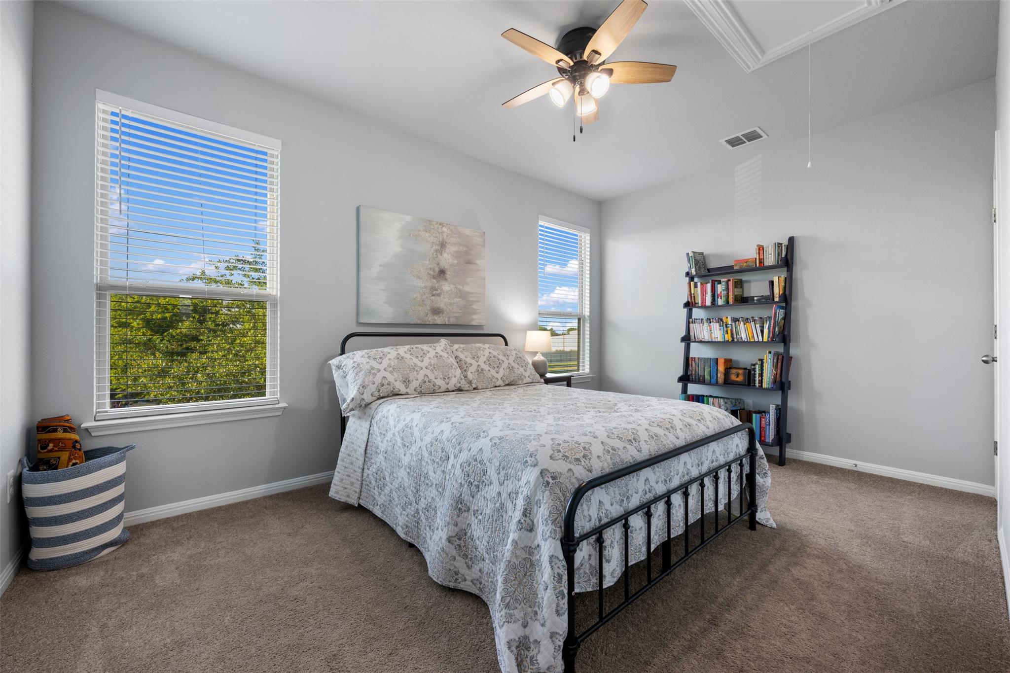 1404 Jenkins Bnd #11 Property Photo 34