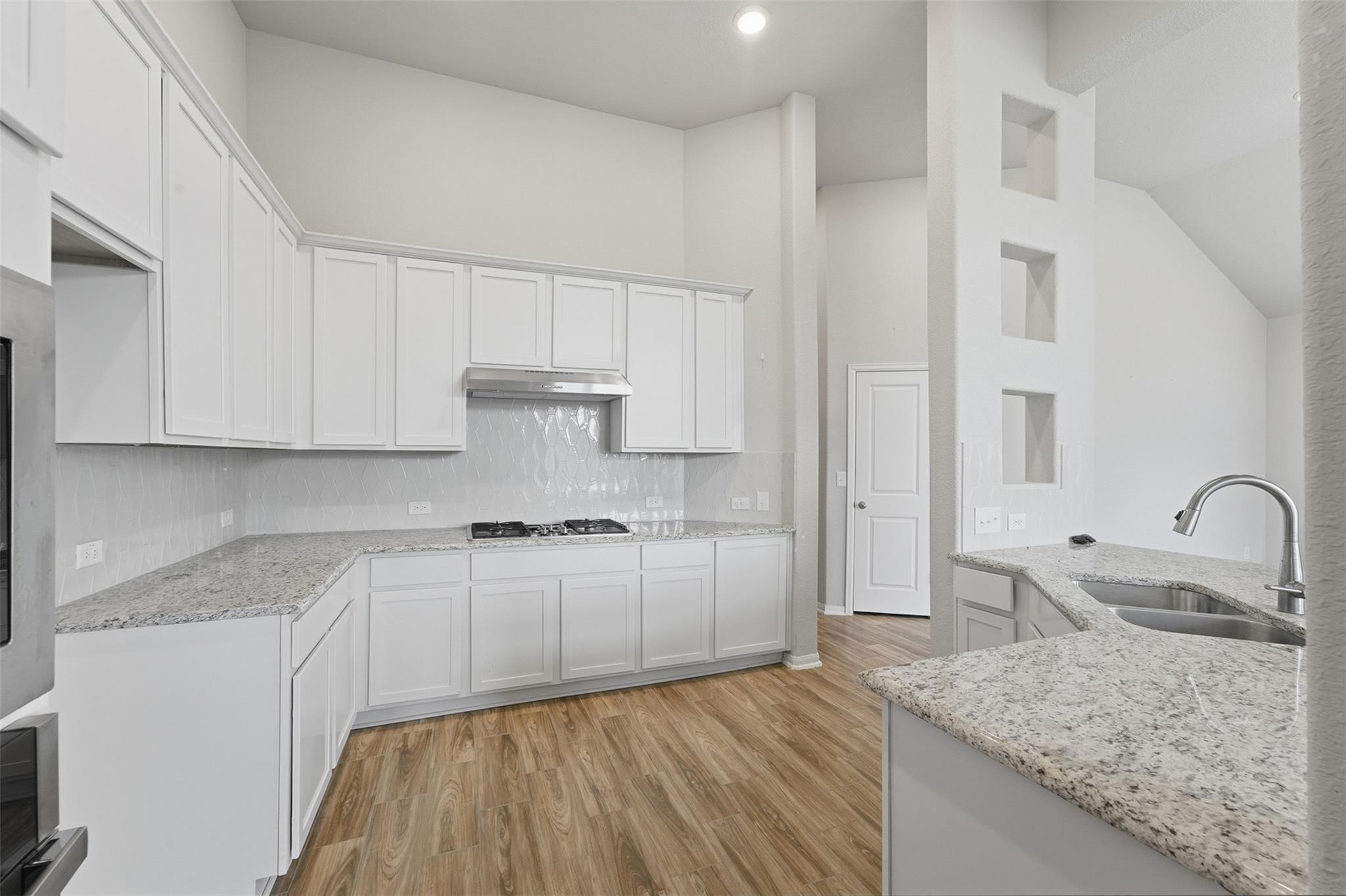 369 Durian Loop Property Photo 16