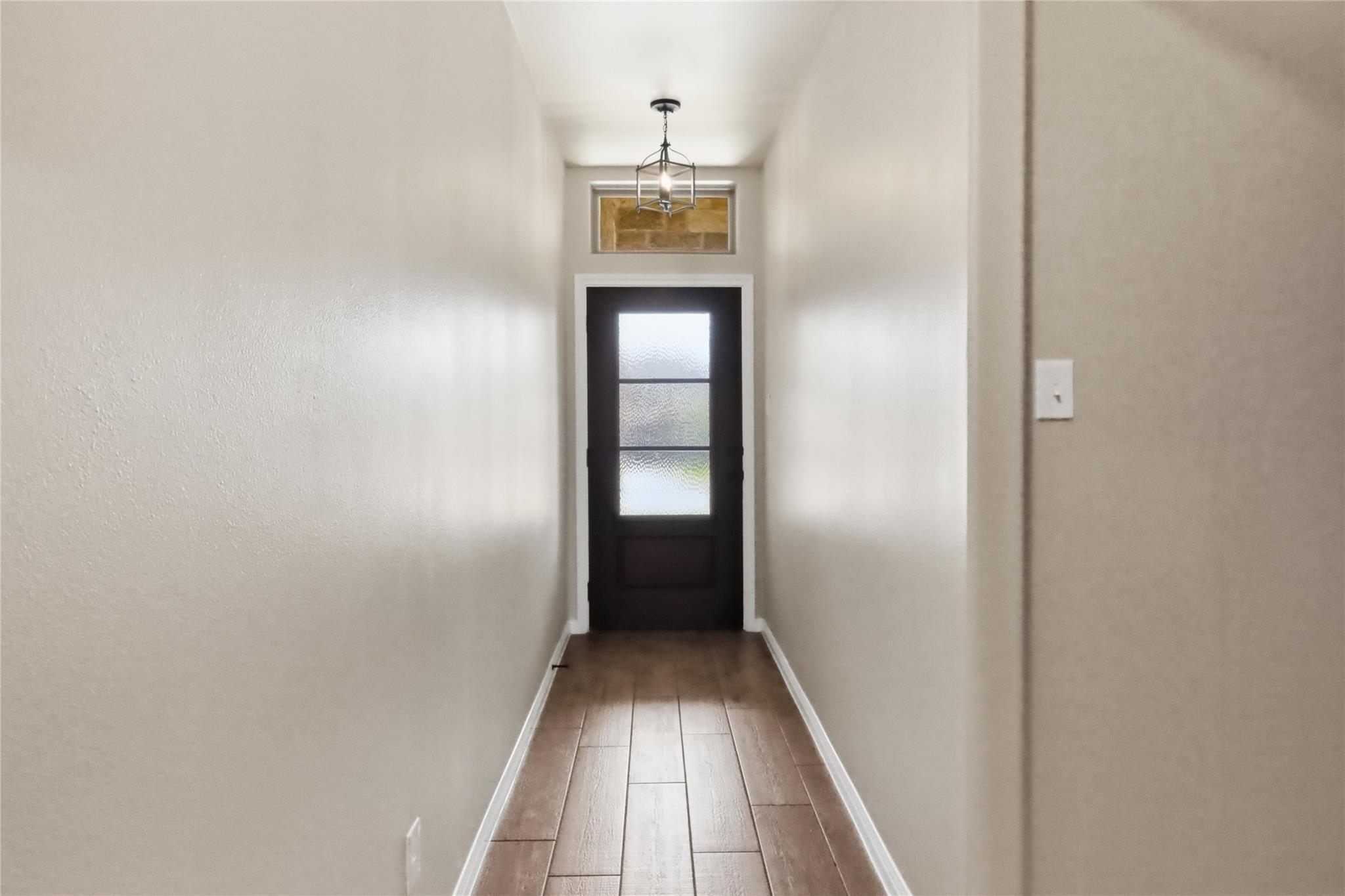 521 Seabiscuit Dr Property Photo 4