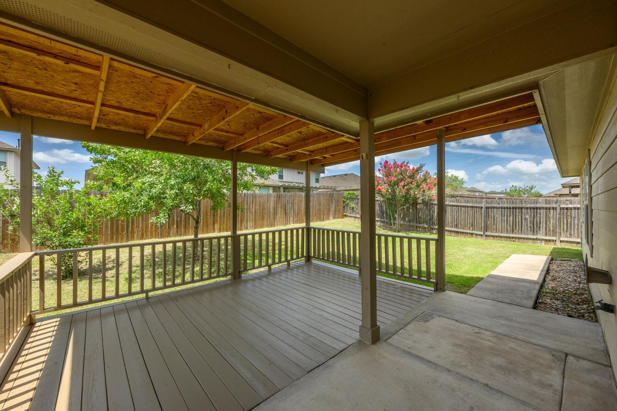 278 Noddy Rd Property Photo 3