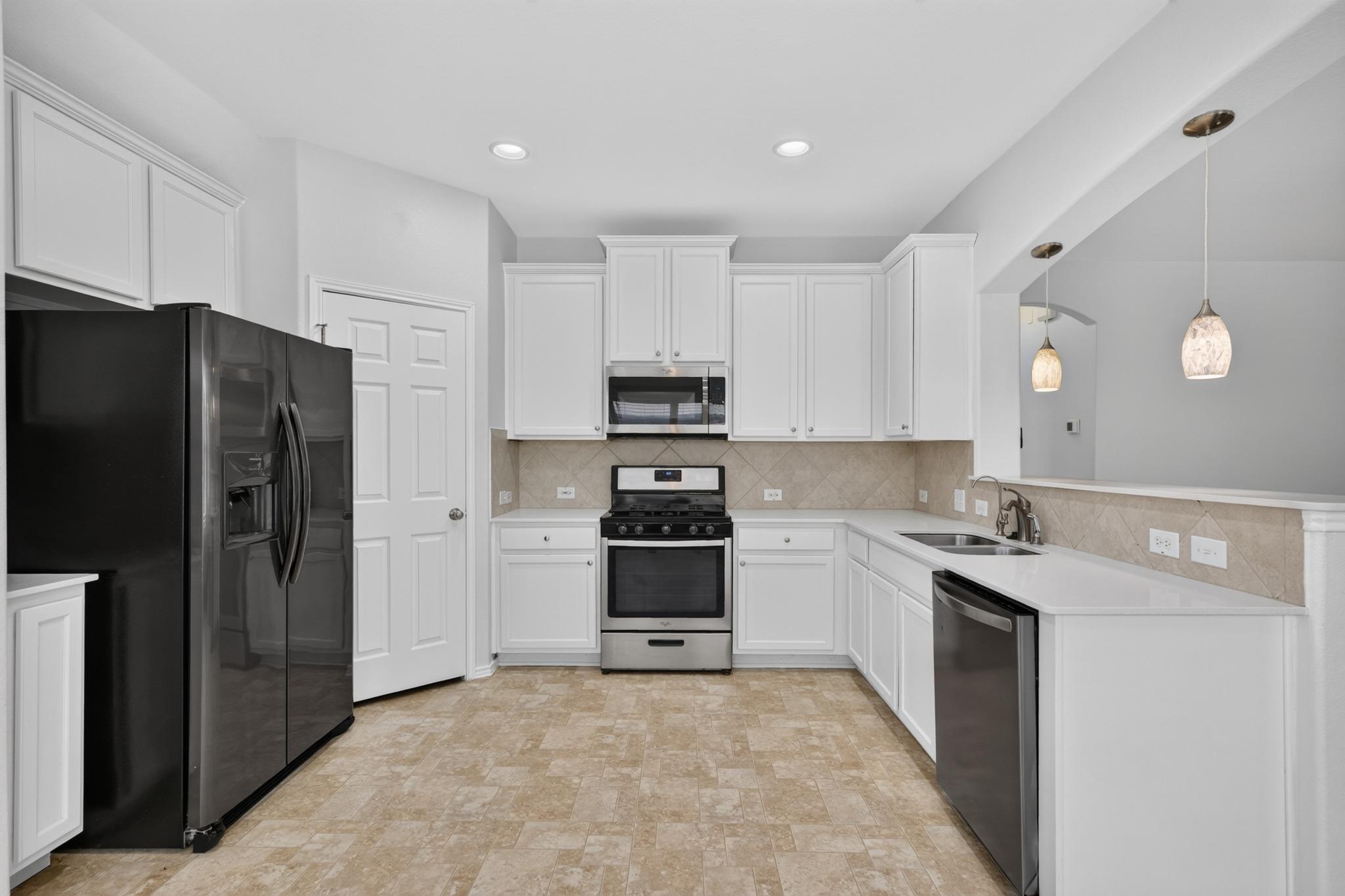 278 Noddy Rd Property Photo 8
