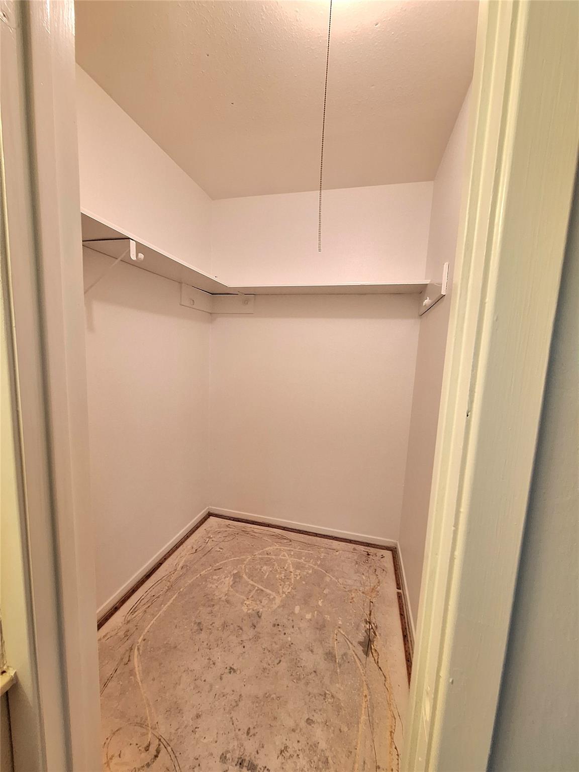 9011 Dorella Ln Property Photo 28