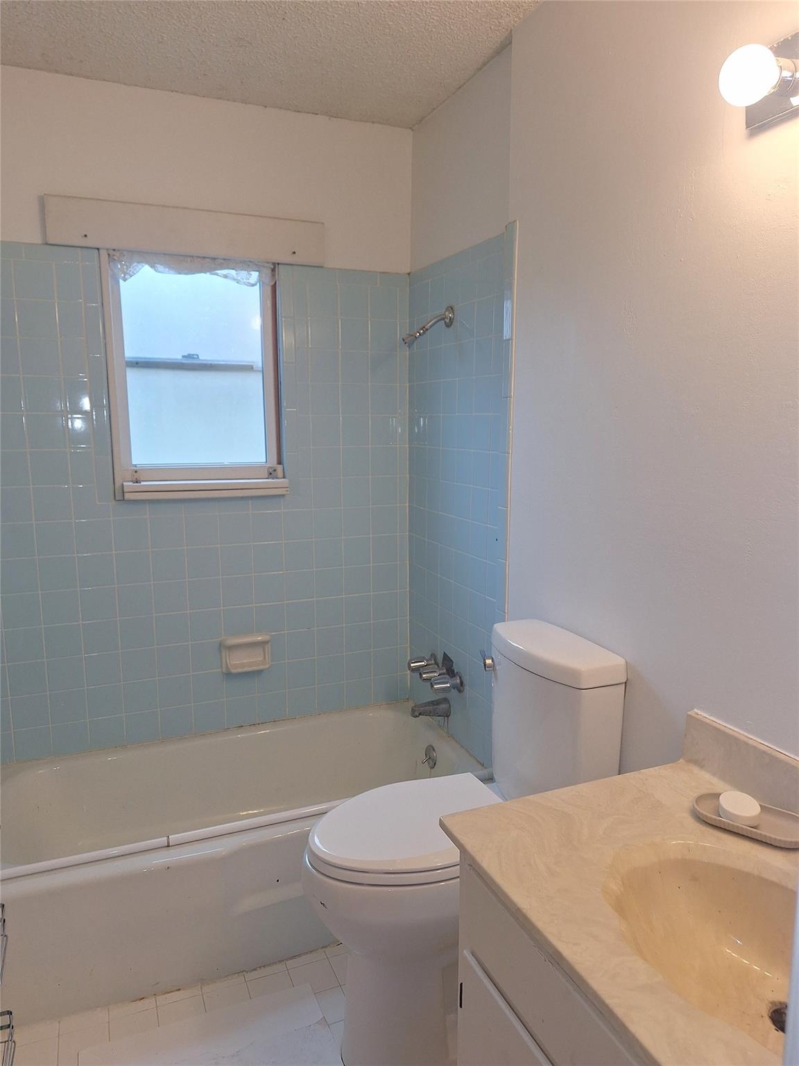 9011 Dorella Ln Property Photo 30