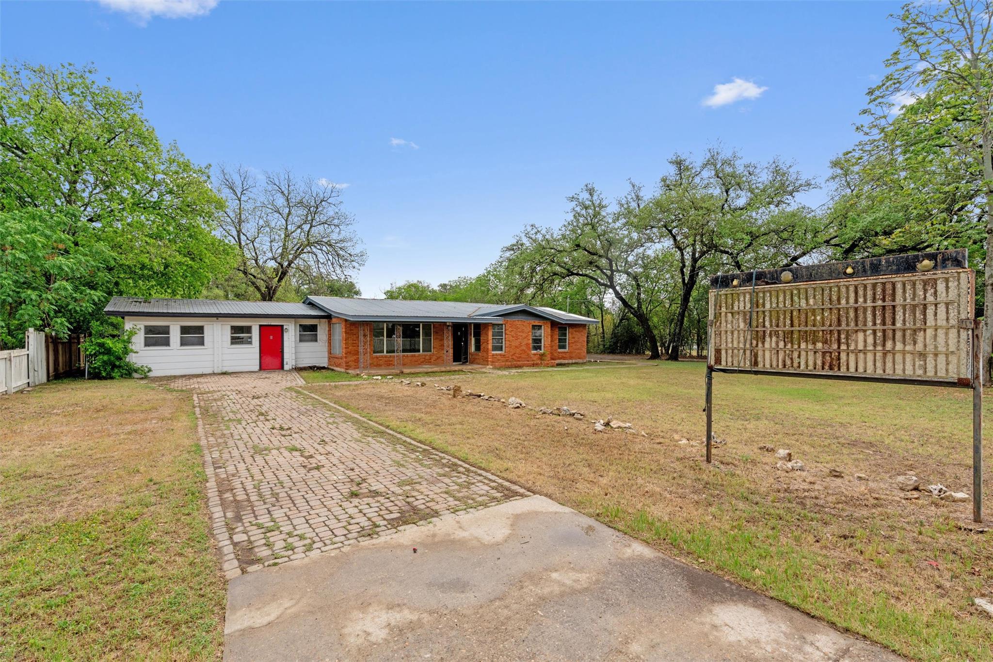 10205 Old Menchaca Rd Property Photo 1