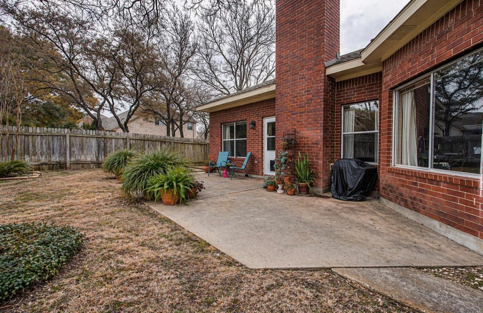 12900 Medina River Way Property Photo 3