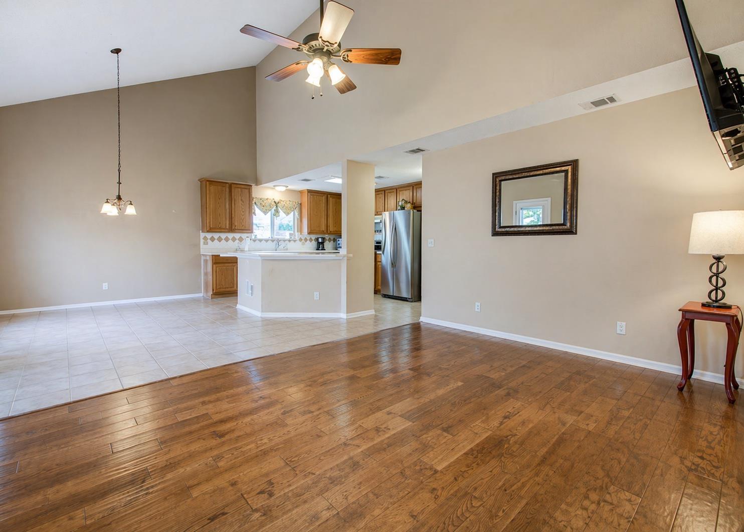 12900 Medina River Way Property Photo 7