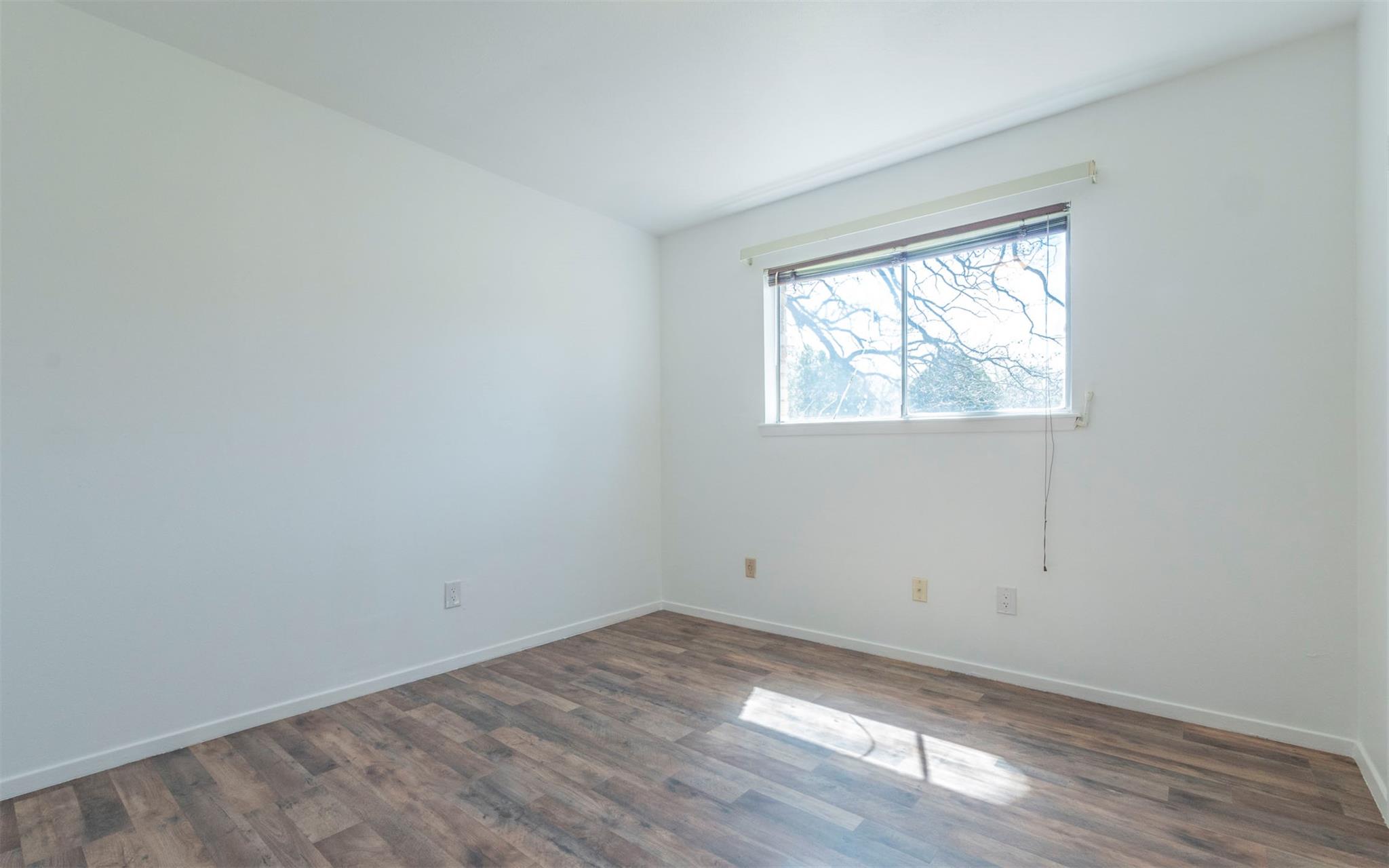 6903-6905 Crystalbrook Dr Property Photo 18