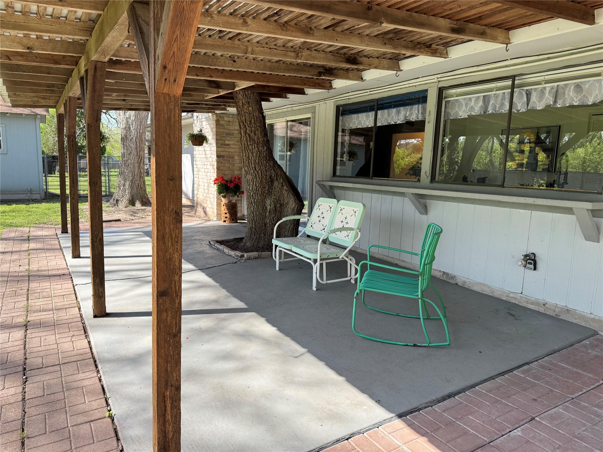 6903-6905 Crystalbrook Dr Property Photo 27