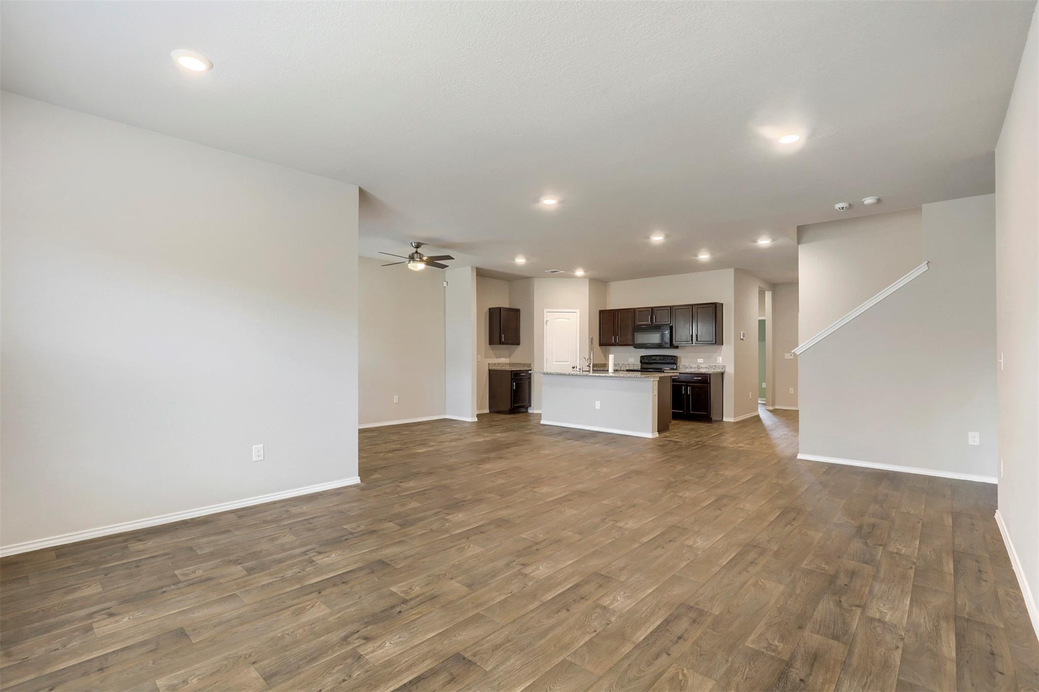 15005 Upland Willow Rd Property Photo 8