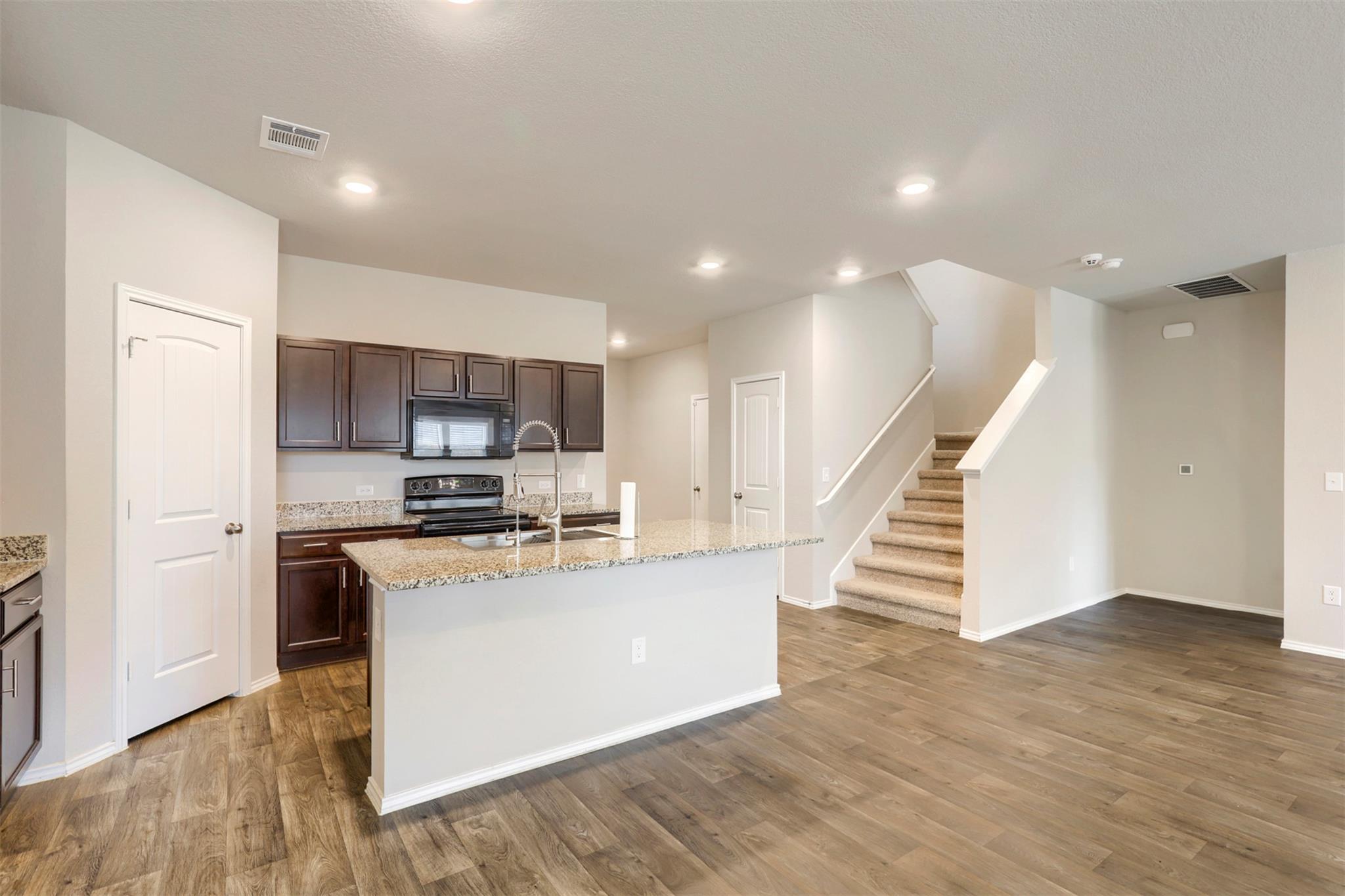 15005 Upland Willow Rd Property Photo 12