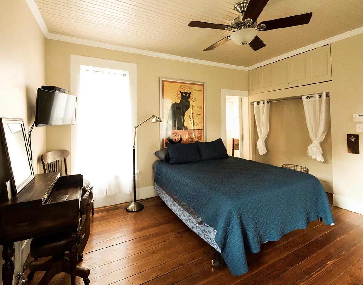 1305 Pine St Property Photo 14