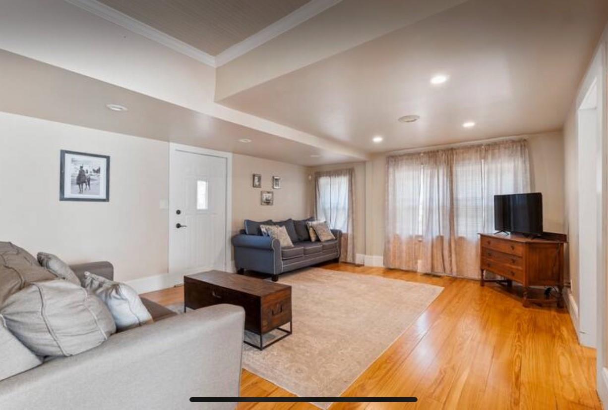 1305 Pine St Property Photo 22