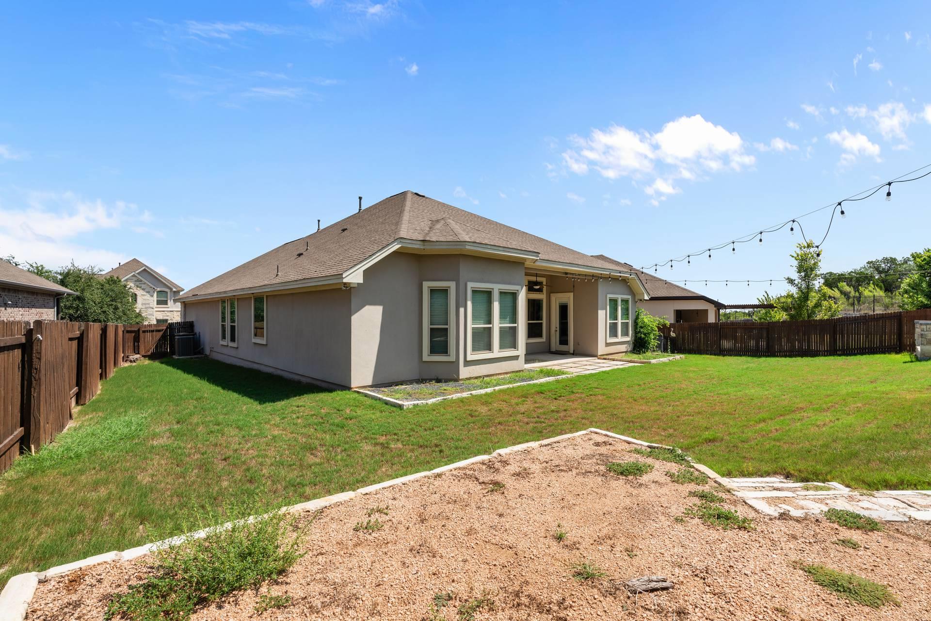 175 Senna Dr Property Photo 31