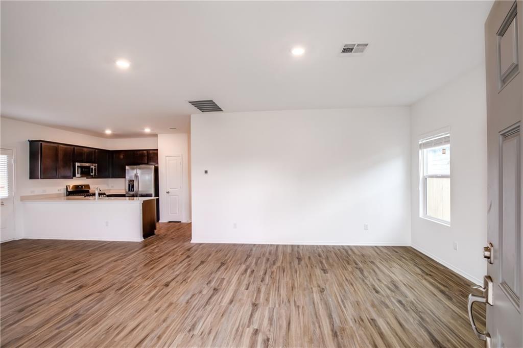 243 Geode Gln Property Photo 4