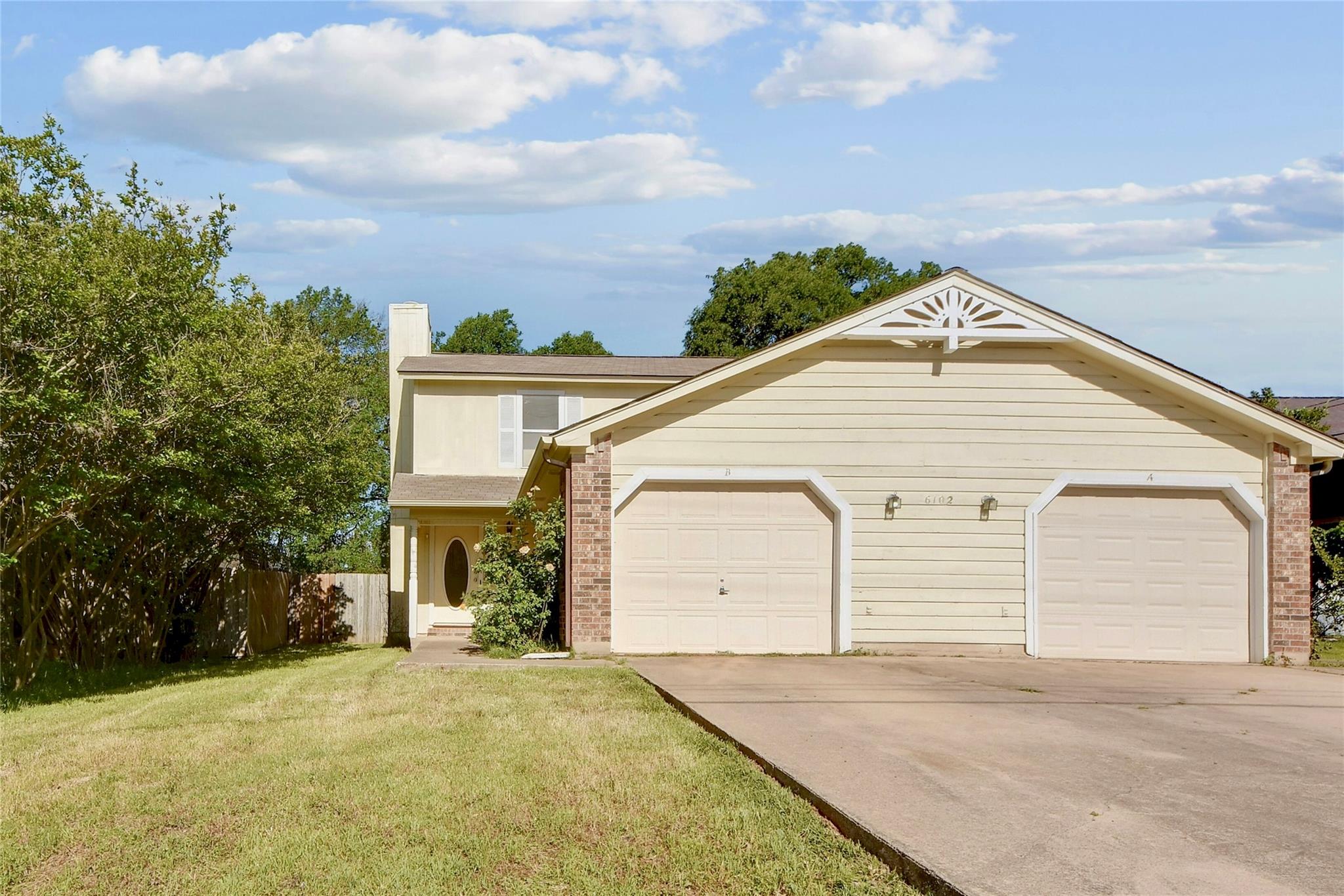 6102 Parkwood Dr Property Photo 1