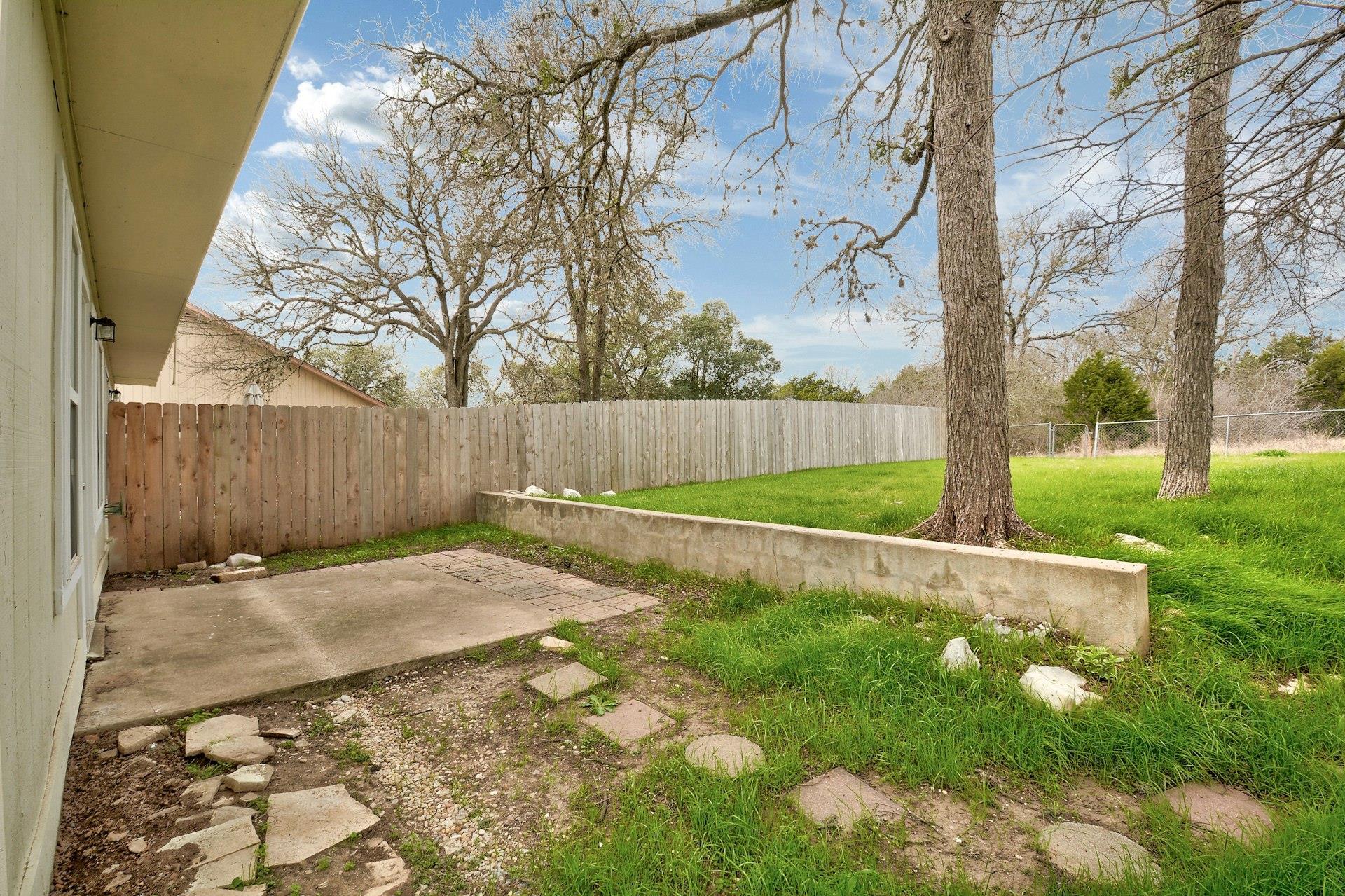 6102 Parkwood Dr Property Photo 20