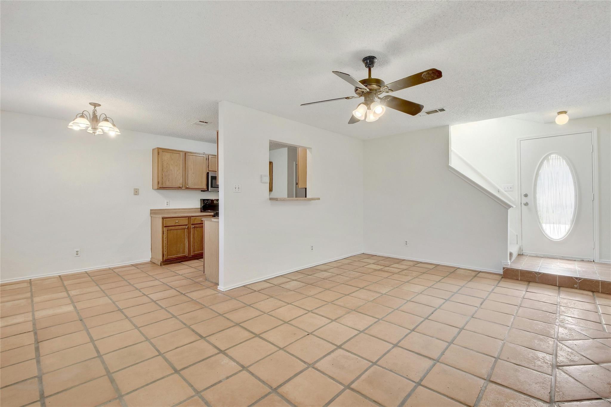 6102 Parkwood Dr Property Photo 24