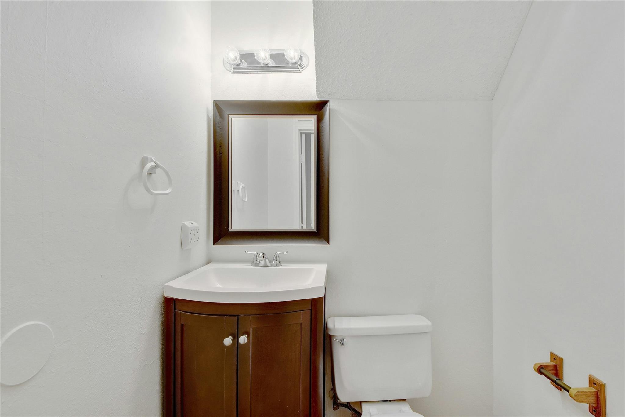 6102 Parkwood Dr Property Photo 30