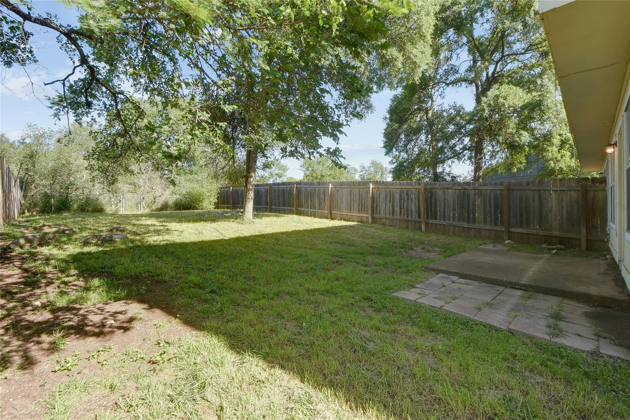 6102 Parkwood Dr Property Photo 40