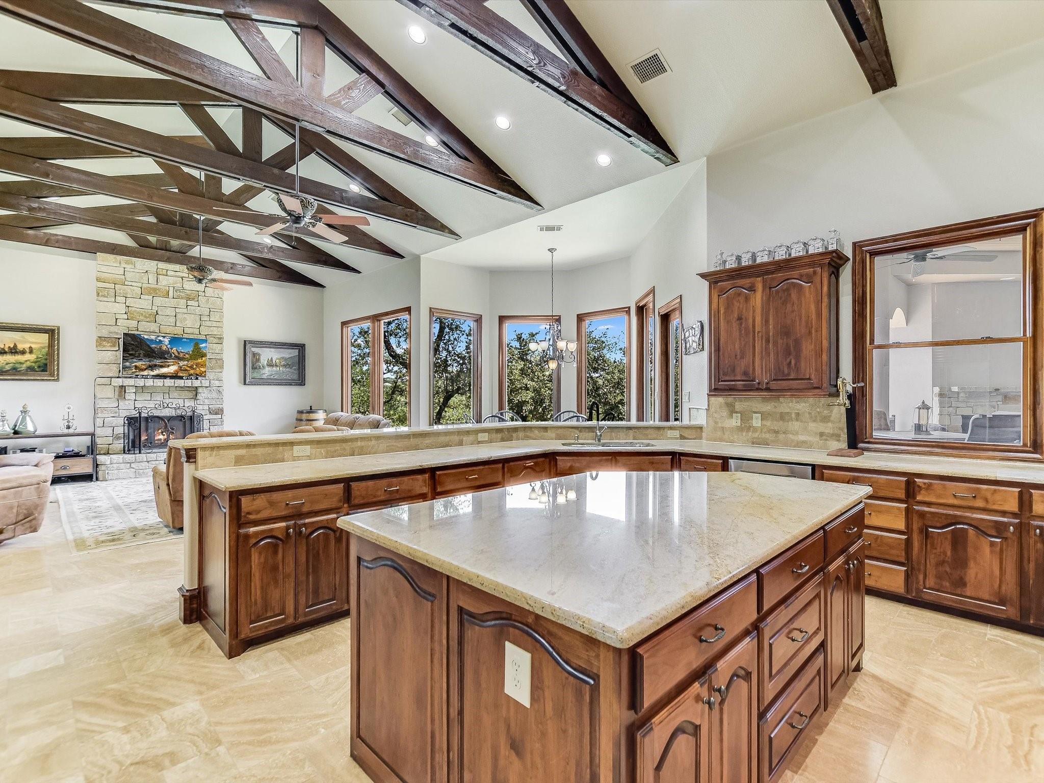 6000 Lantern View Dr Property Photo 13