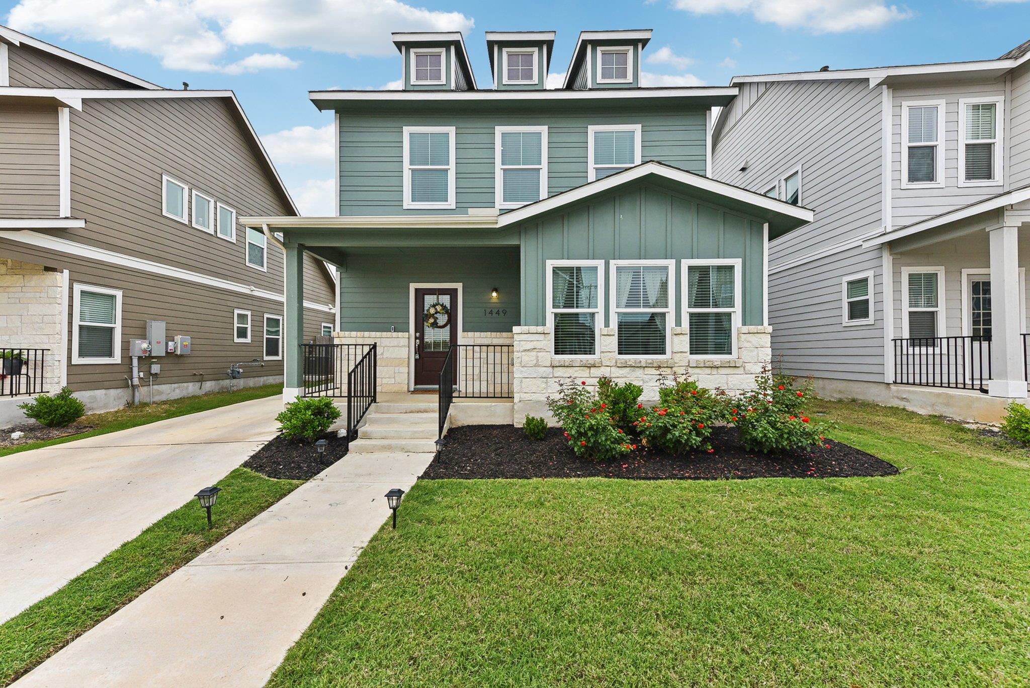 1449 Weatherford Ln Property Photo 1