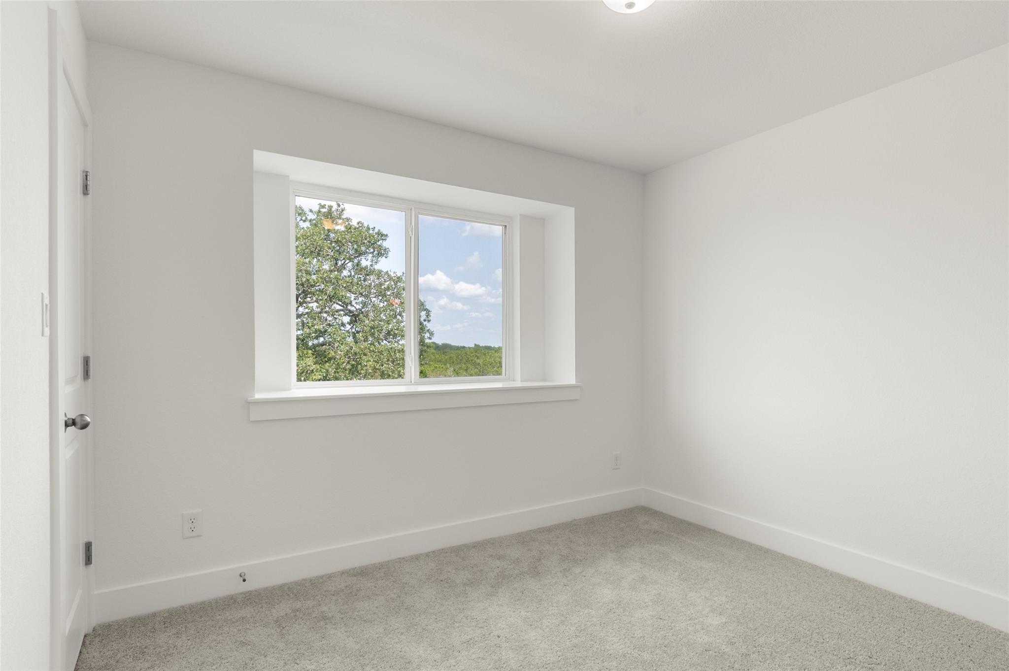 307 Lucky Ave Property Photo 28