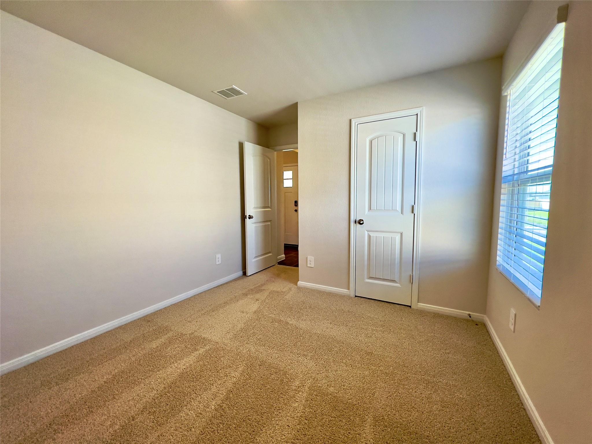 305 Darwin Pl Property Photo 15