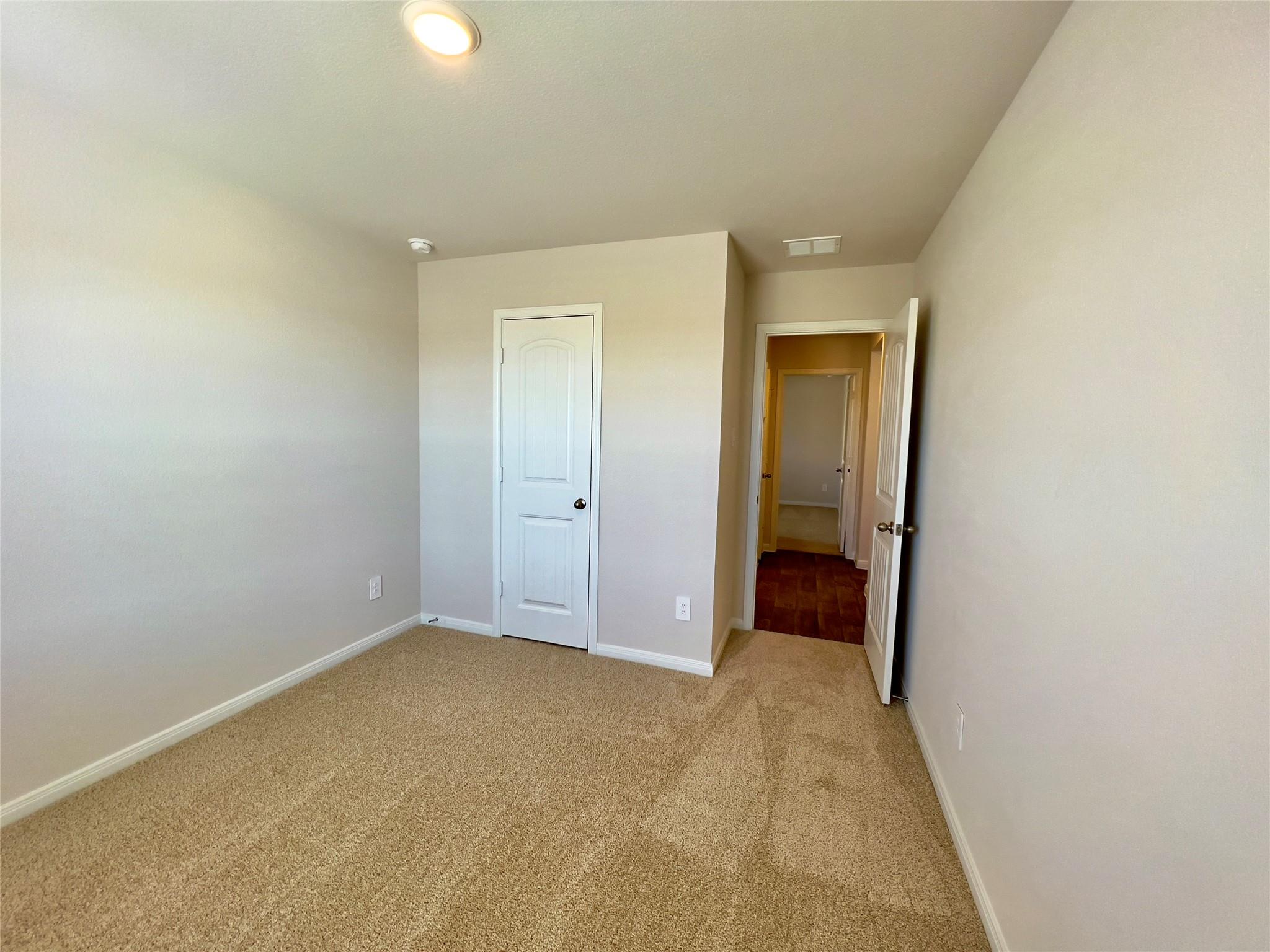305 Darwin Pl Property Photo 19