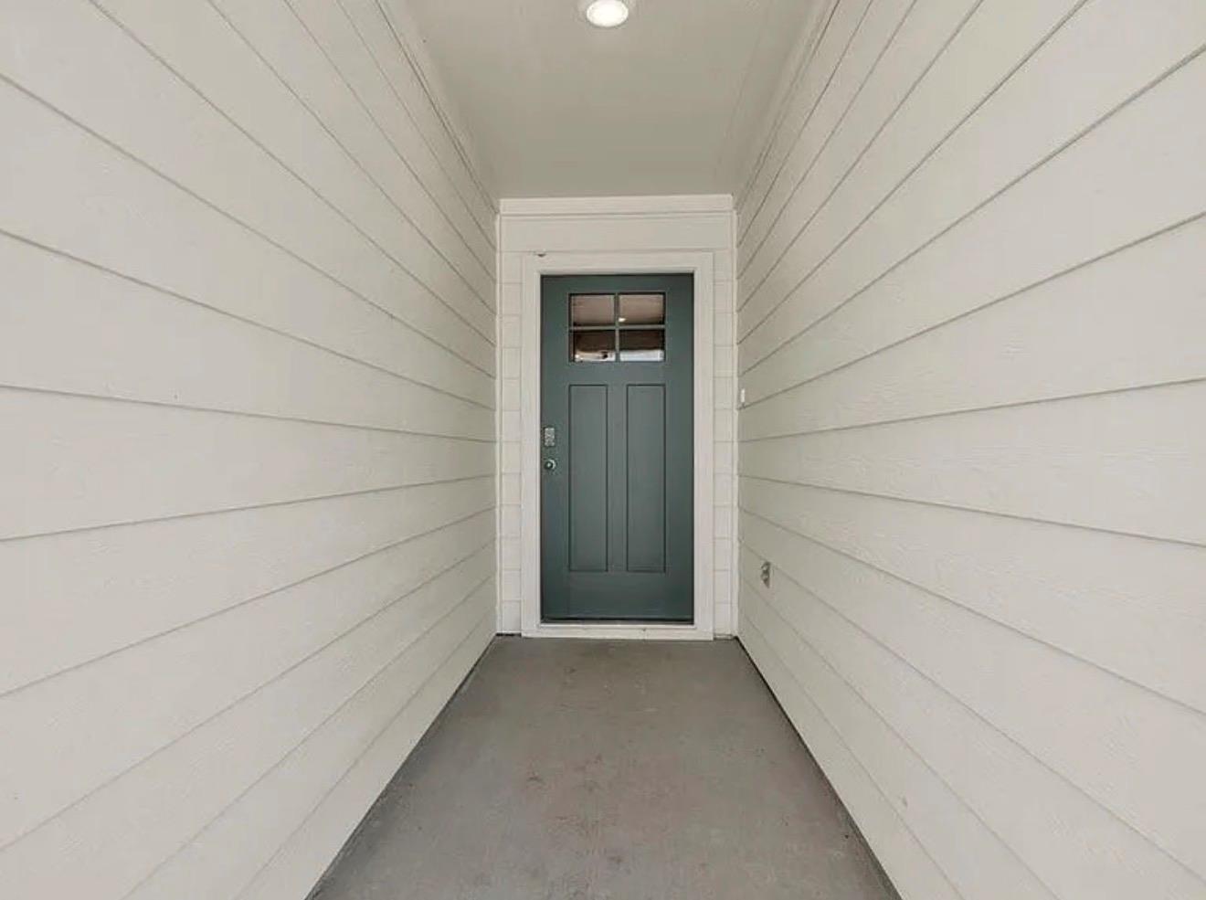 305 Darwin Pl Property Photo 22