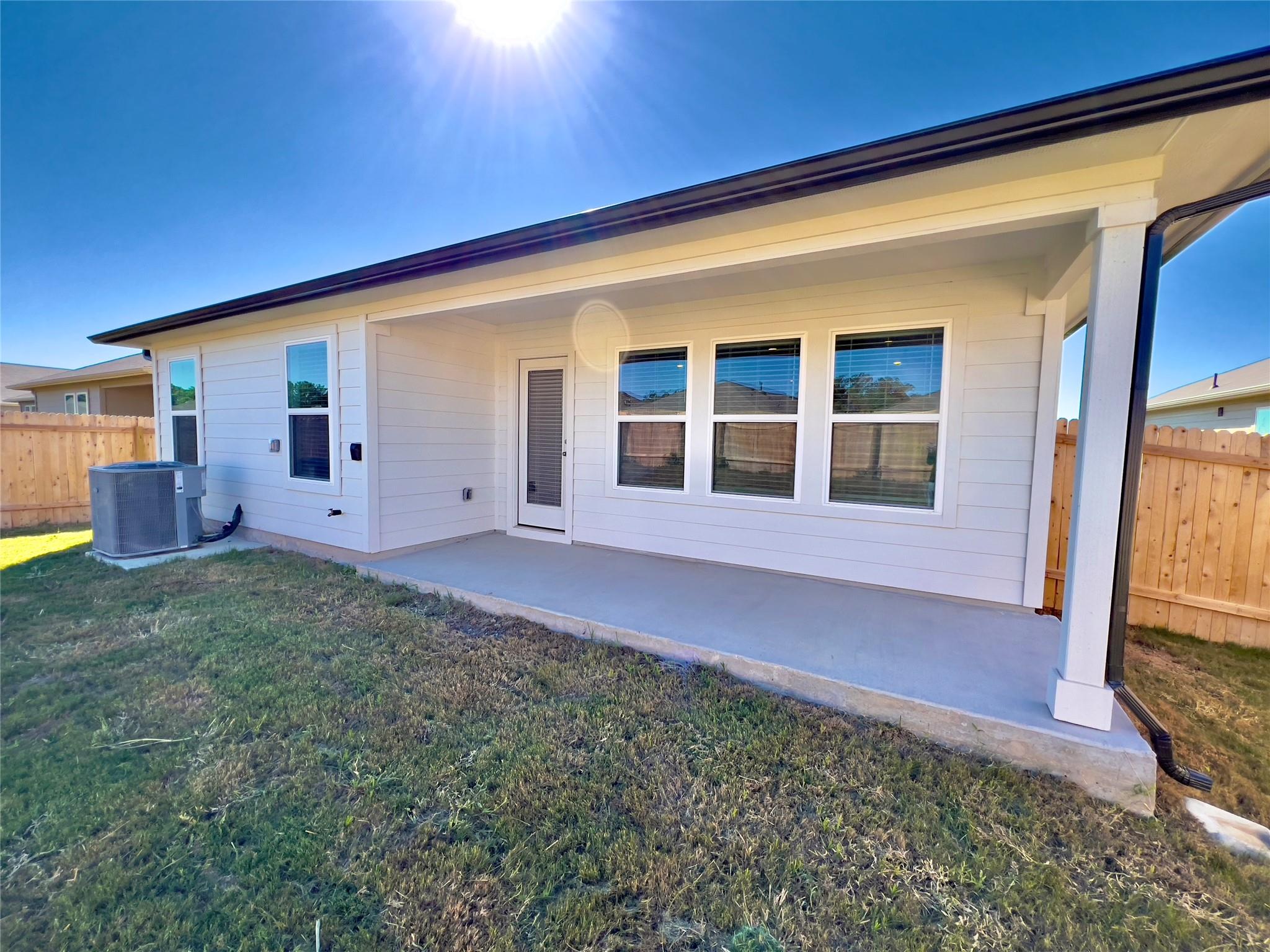 305 Darwin Pl Property Photo 23
