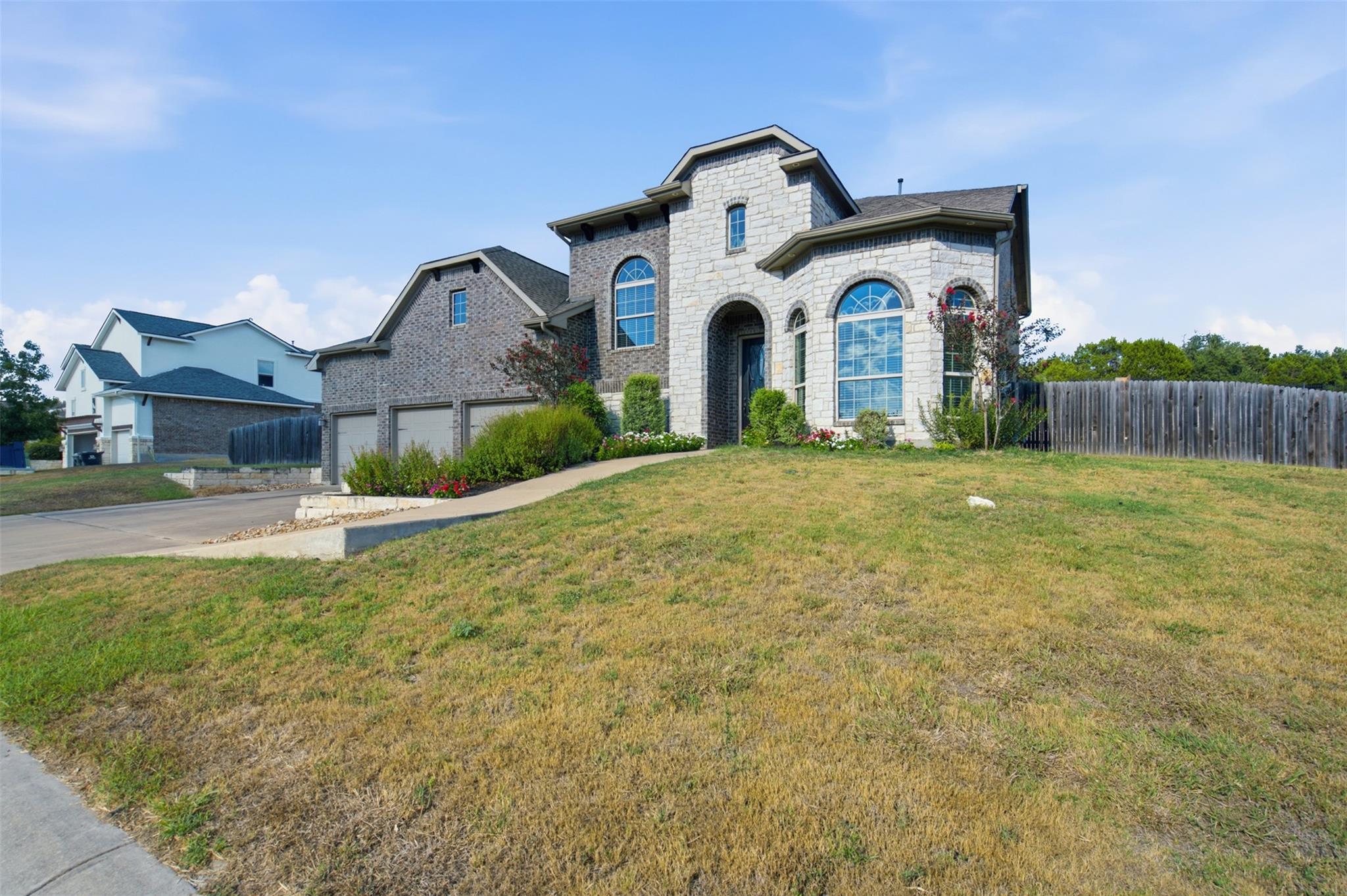 324 Stoney Point Rd Property Photo 36