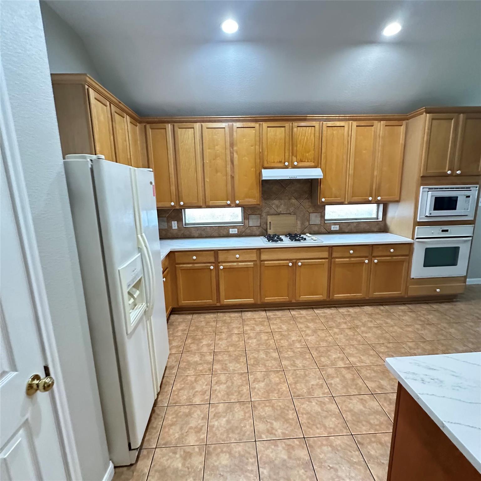 7303 Two Jacks Trl Property Photo 4