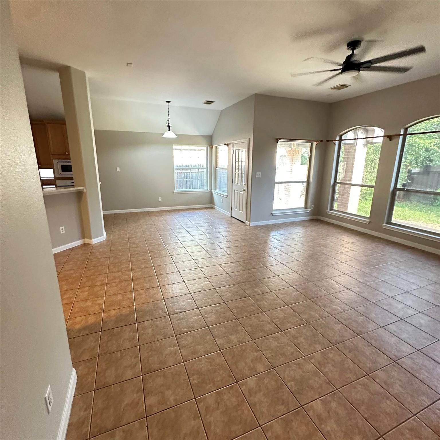 7303 Two Jacks Trl Property Photo 8
