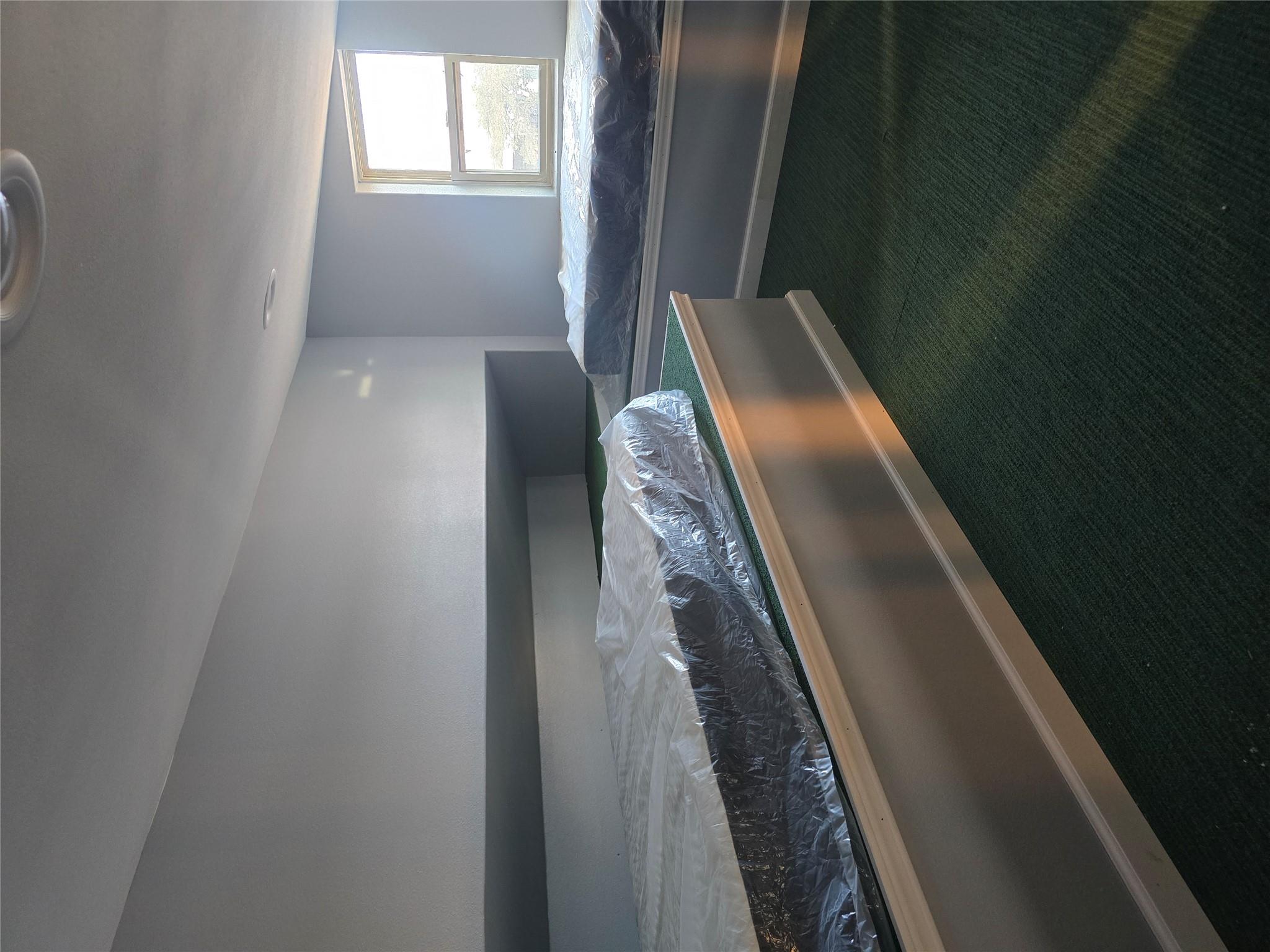 304 Spring St Property Photo 11