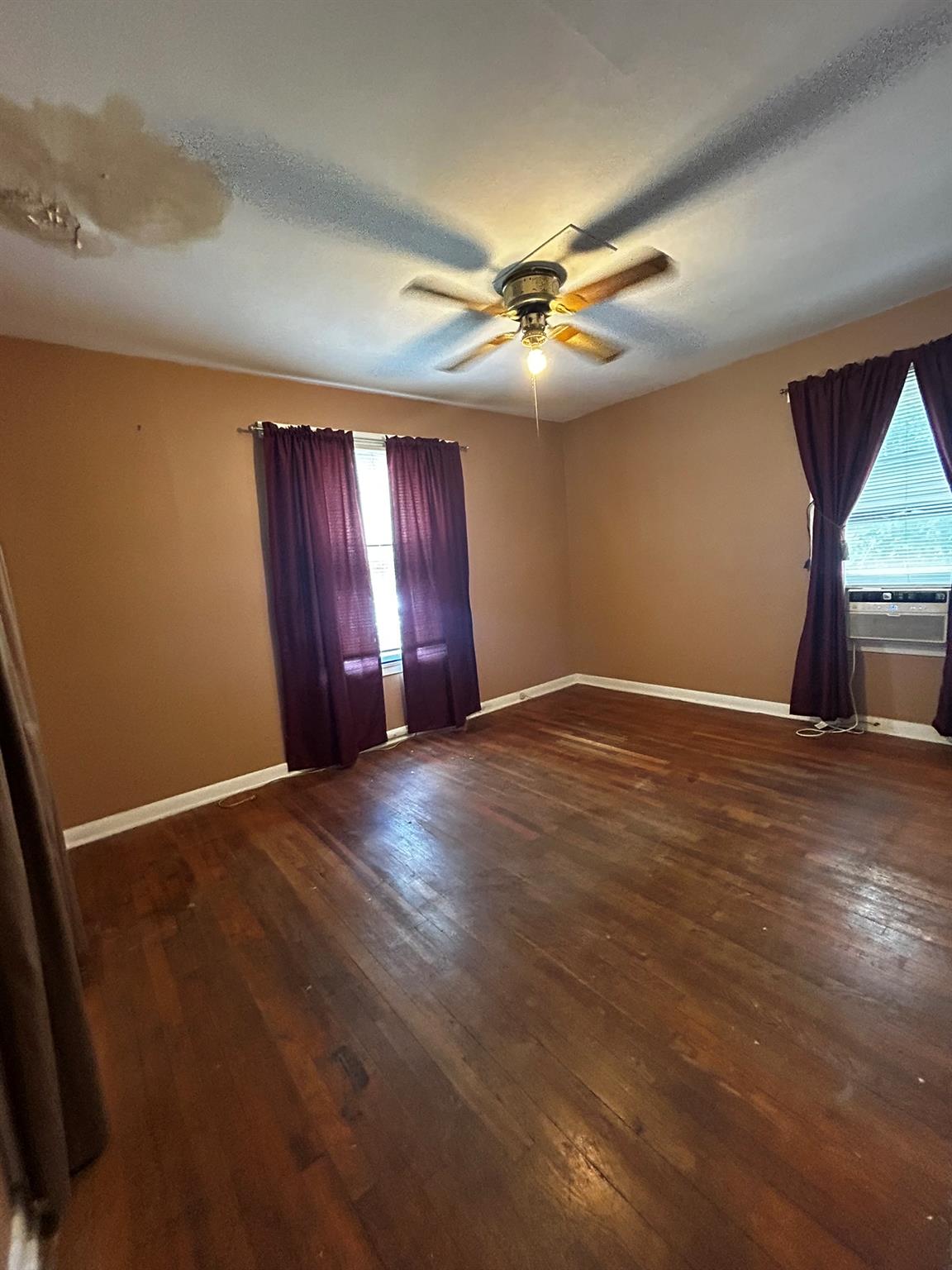 5702 Duval St Property Photo 19