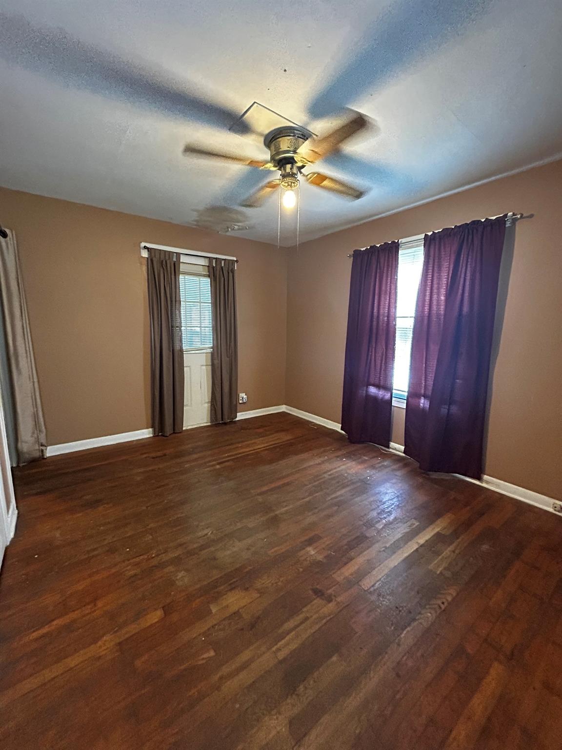 5702 Duval St Property Photo 20