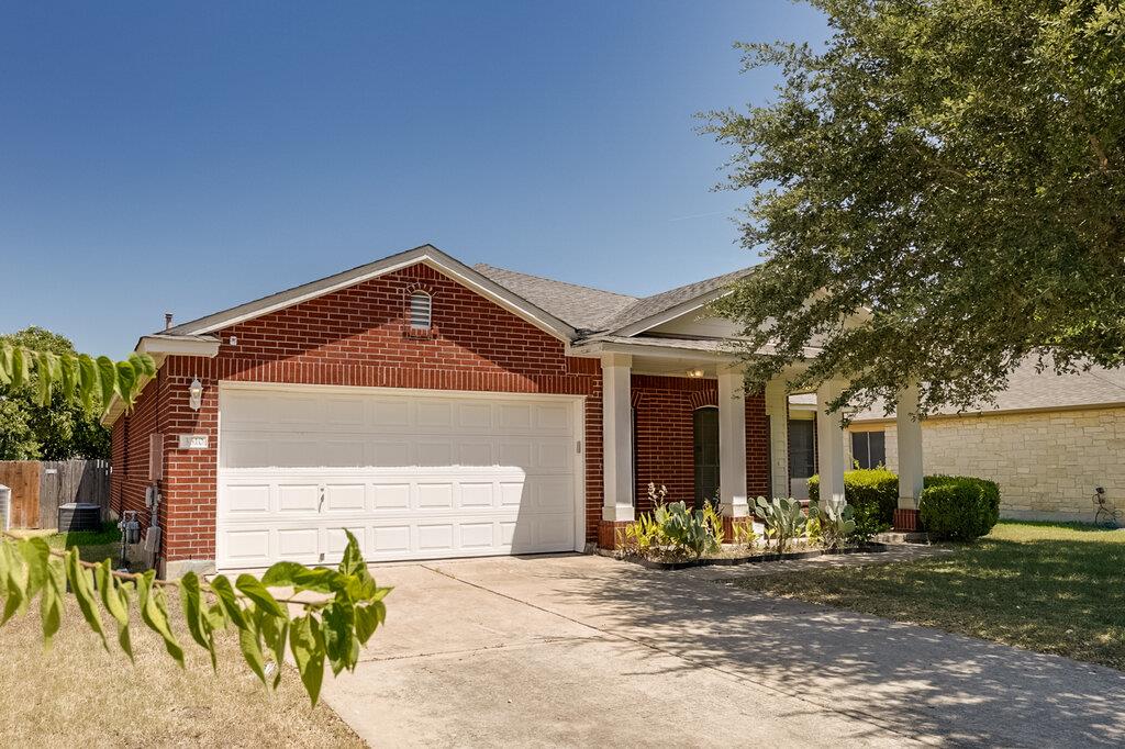 3310 Zinfandel Ln Property Photo 1