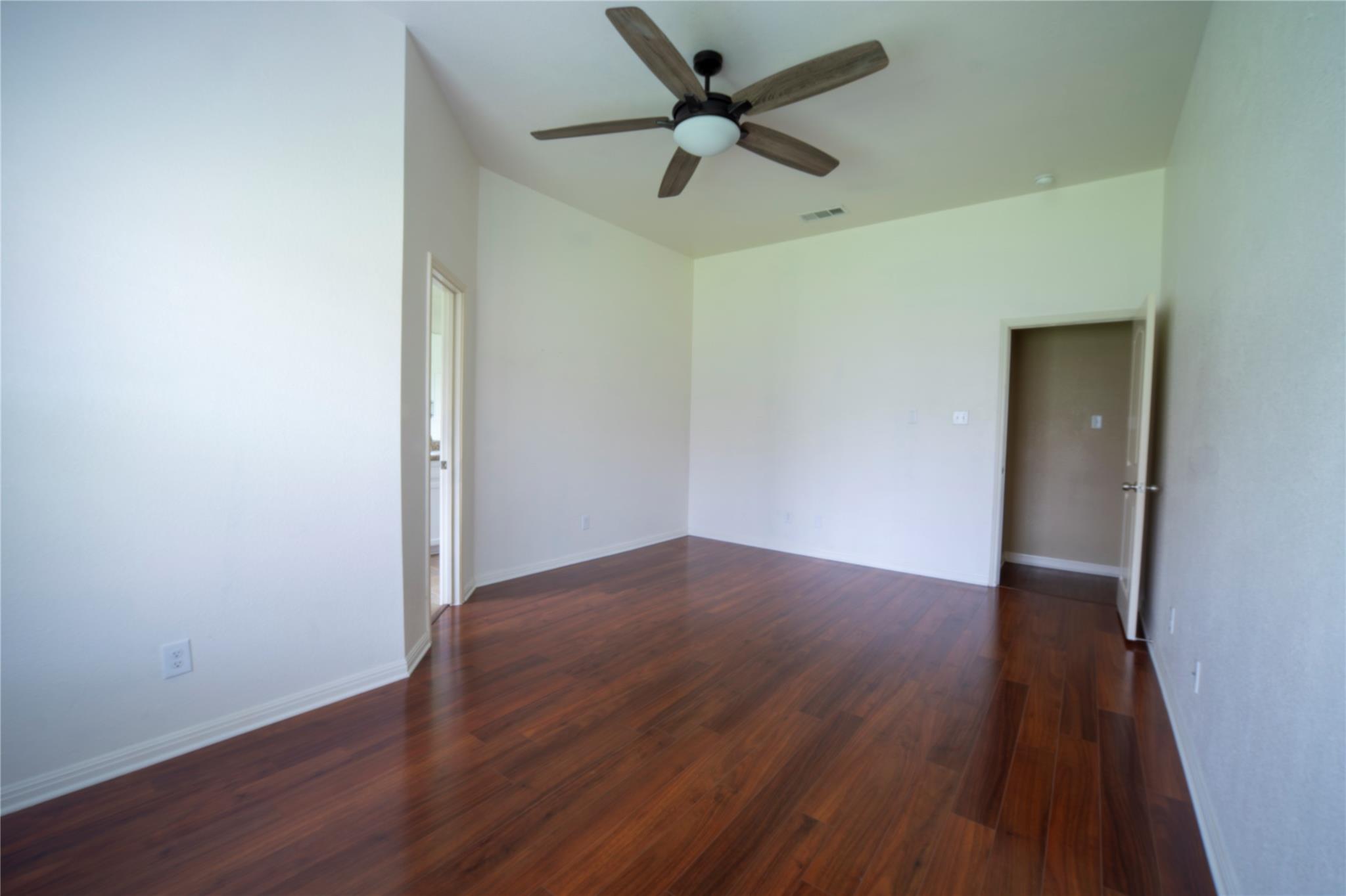 3416 Castleton Dr Property Photo 8