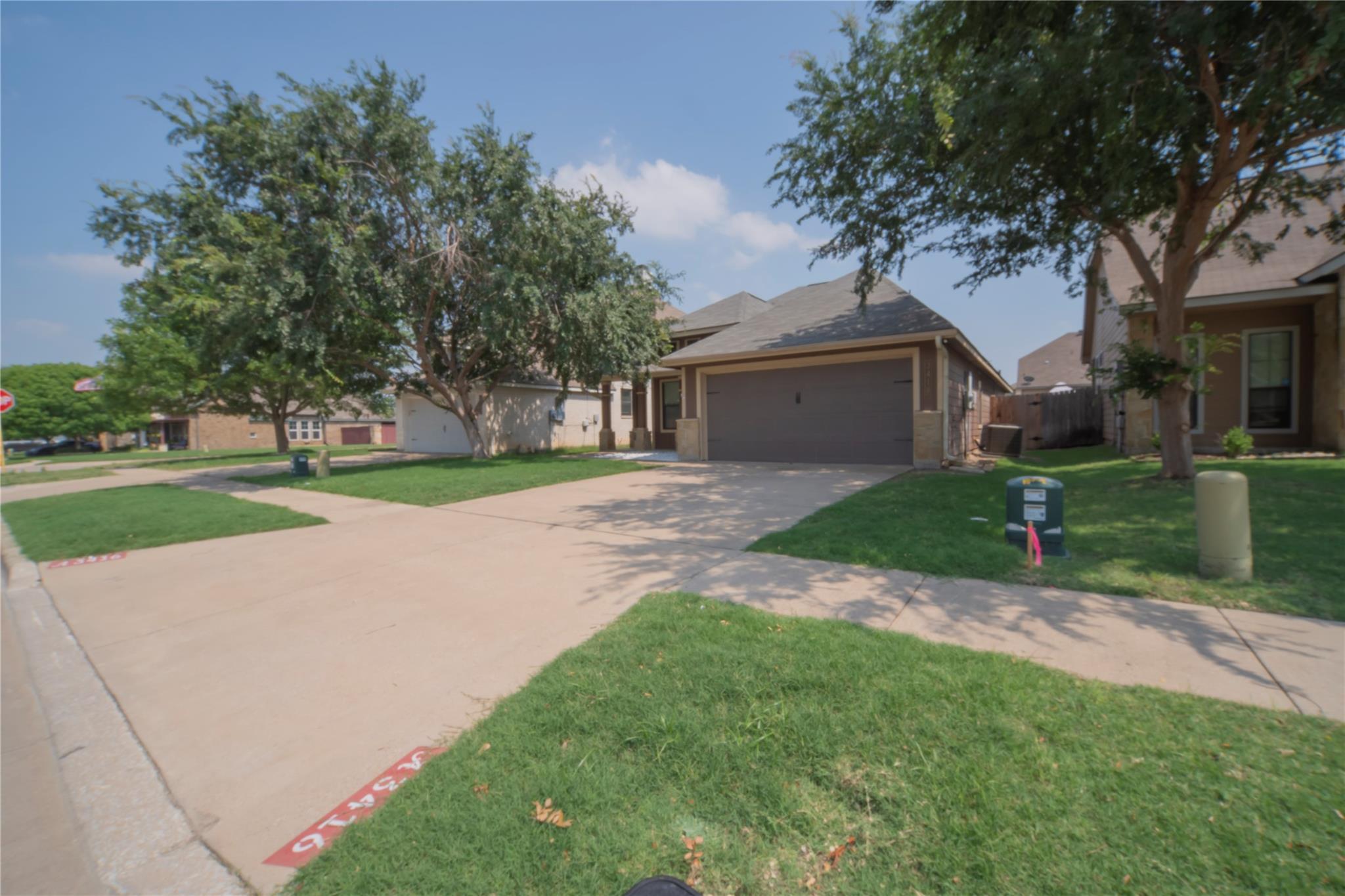 3416 Castleton Dr Property Photo 16