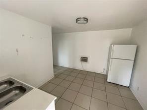 4609 Milburn Ln Property Photo 9