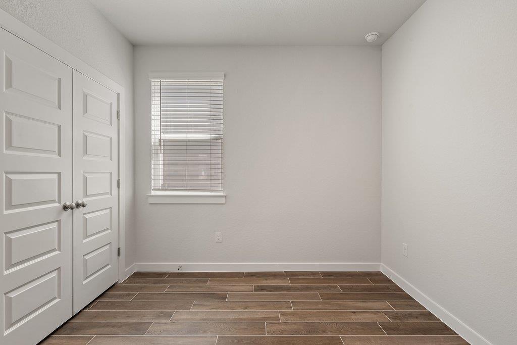 368 Banff Dr Property Photo 24