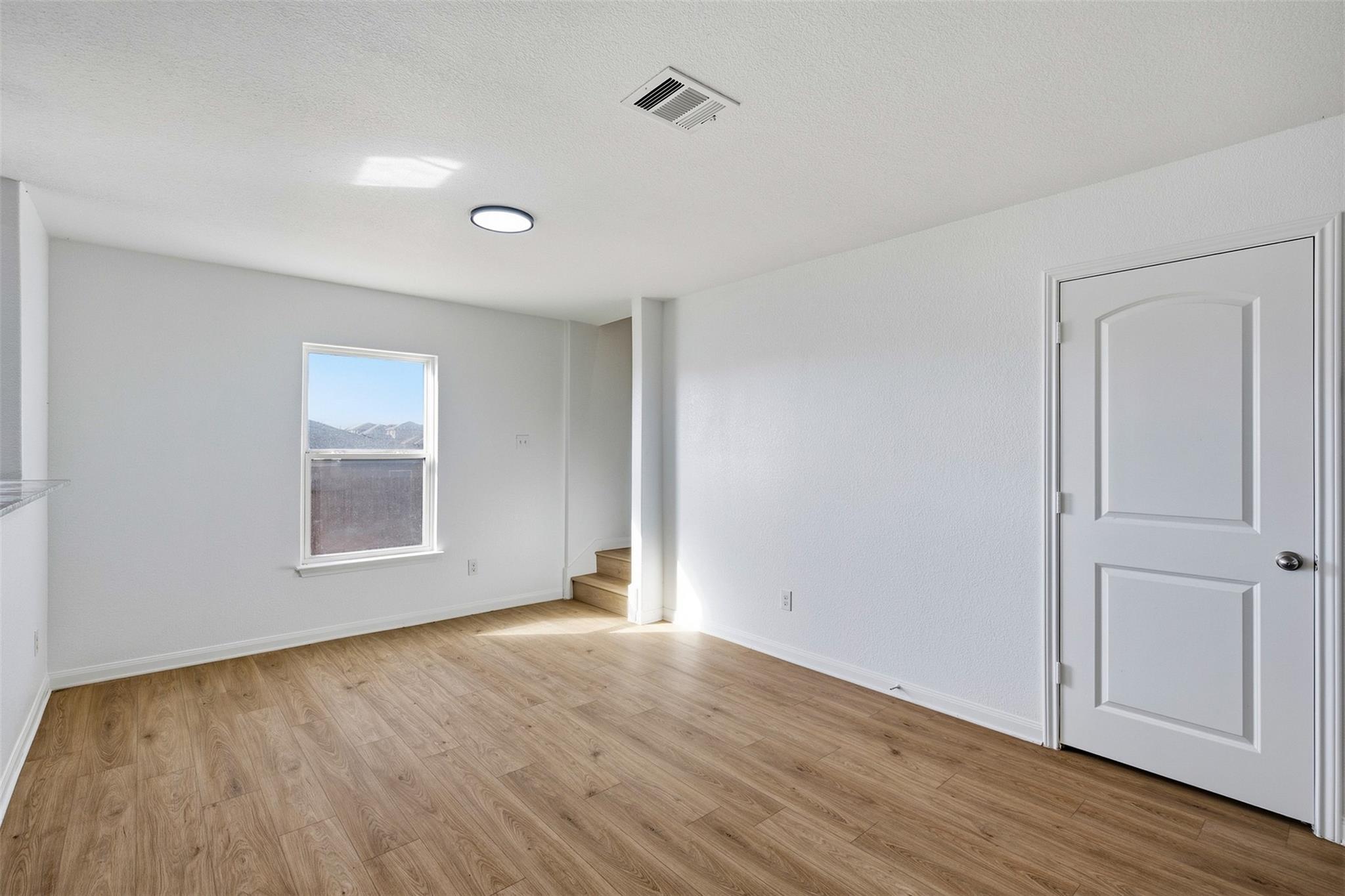 1013 Woodward Court Ct Property Photo 12