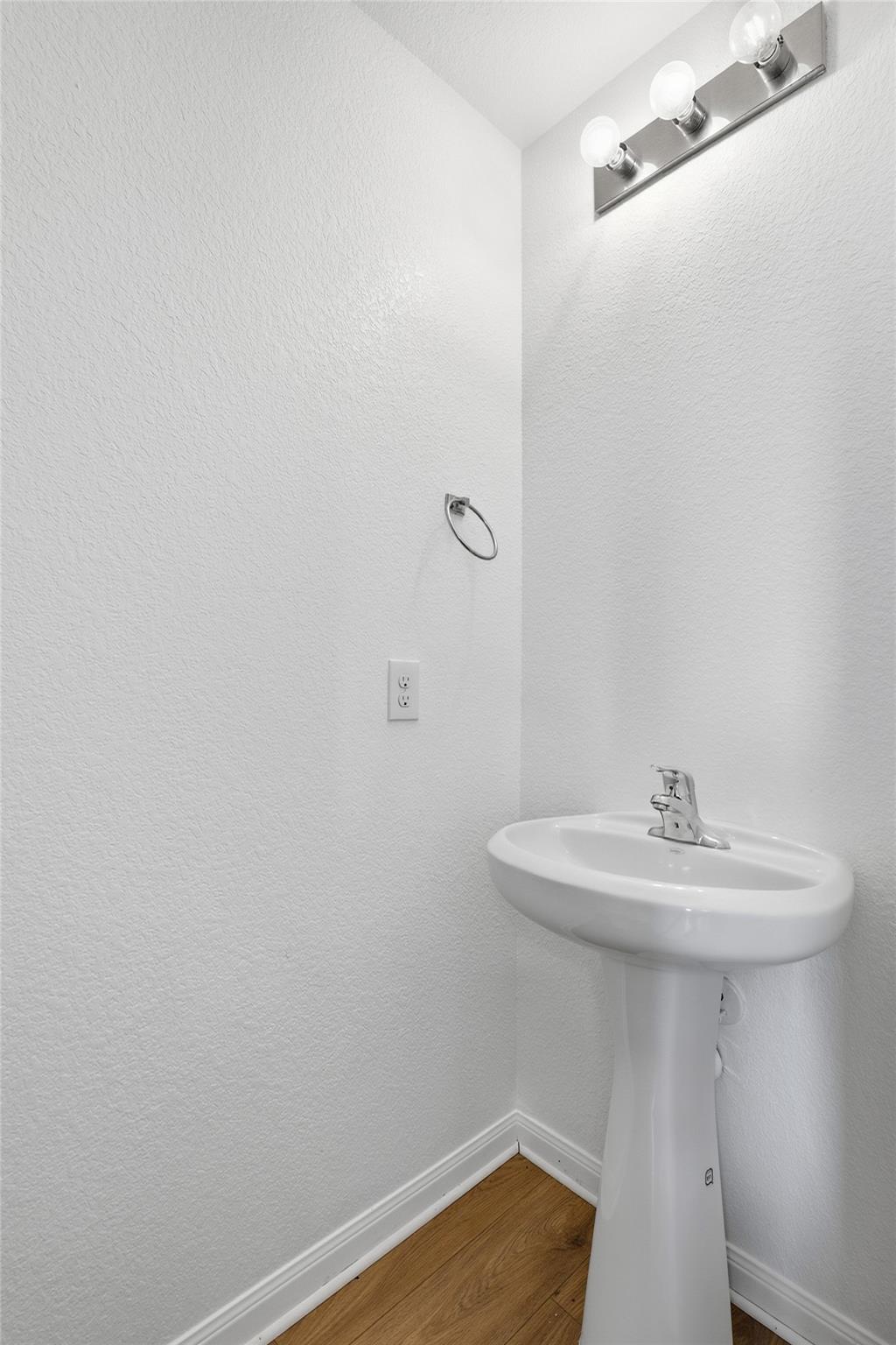 1013 Woodward Court Ct Property Photo 32