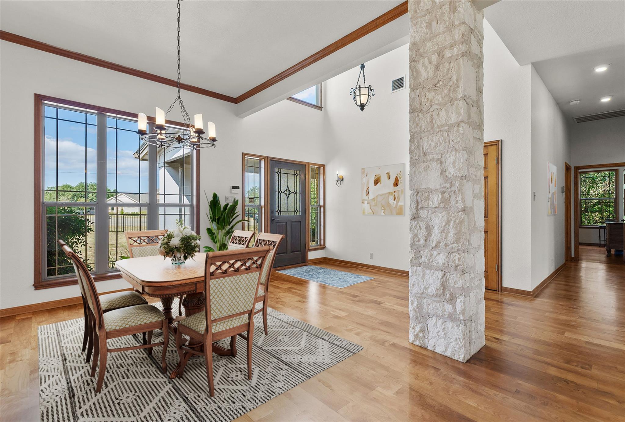 300 Little Gabriel River Dr Property Photo 5