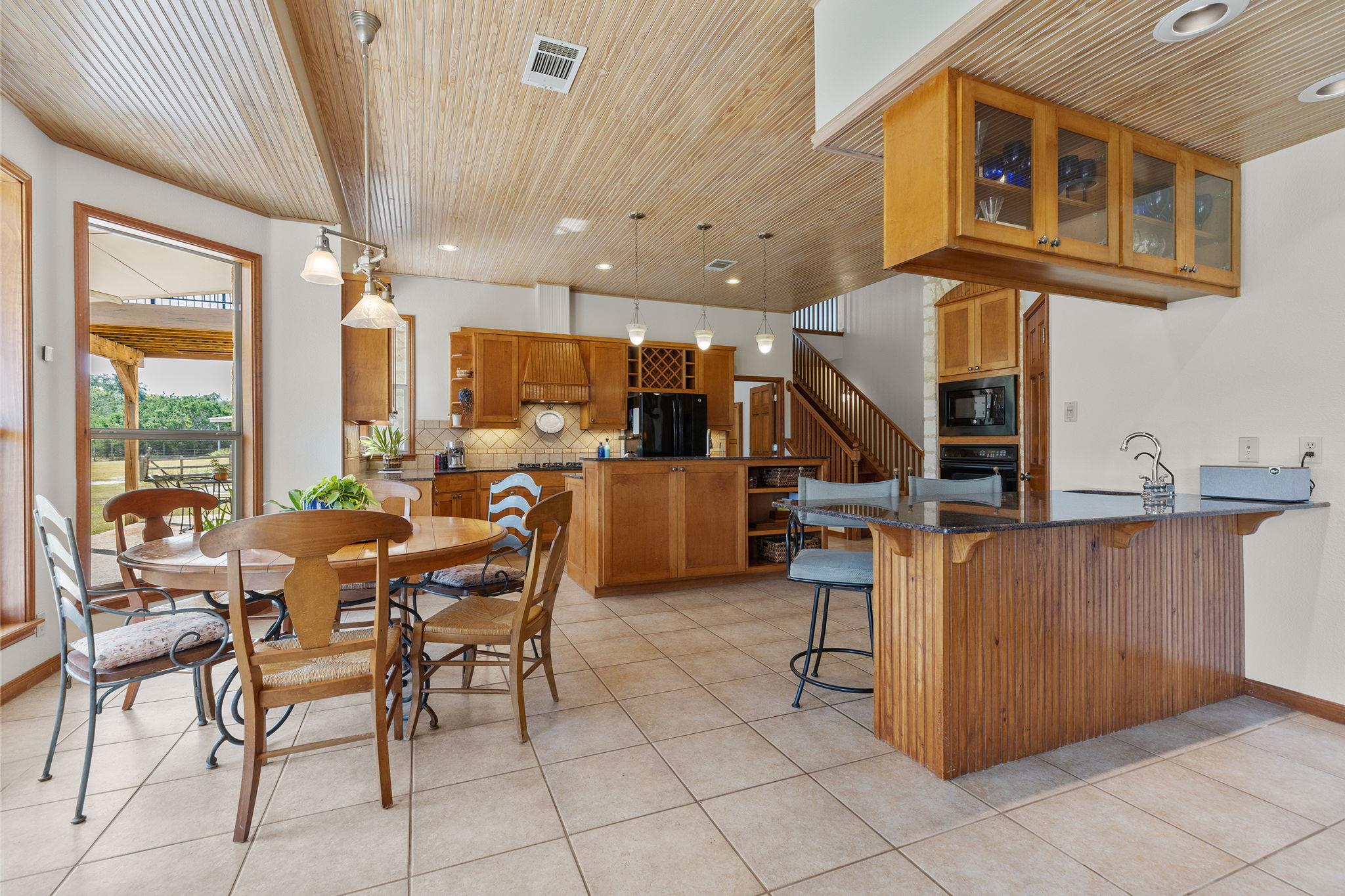 300 Little Gabriel River Dr Property Photo 10