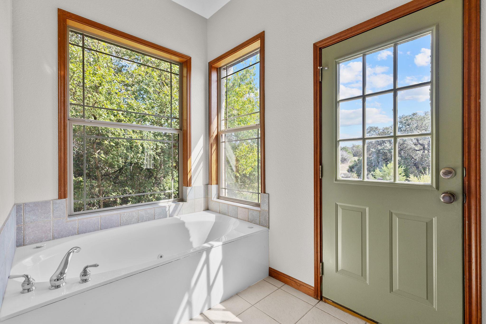 300 Little Gabriel River Dr Property Photo 22