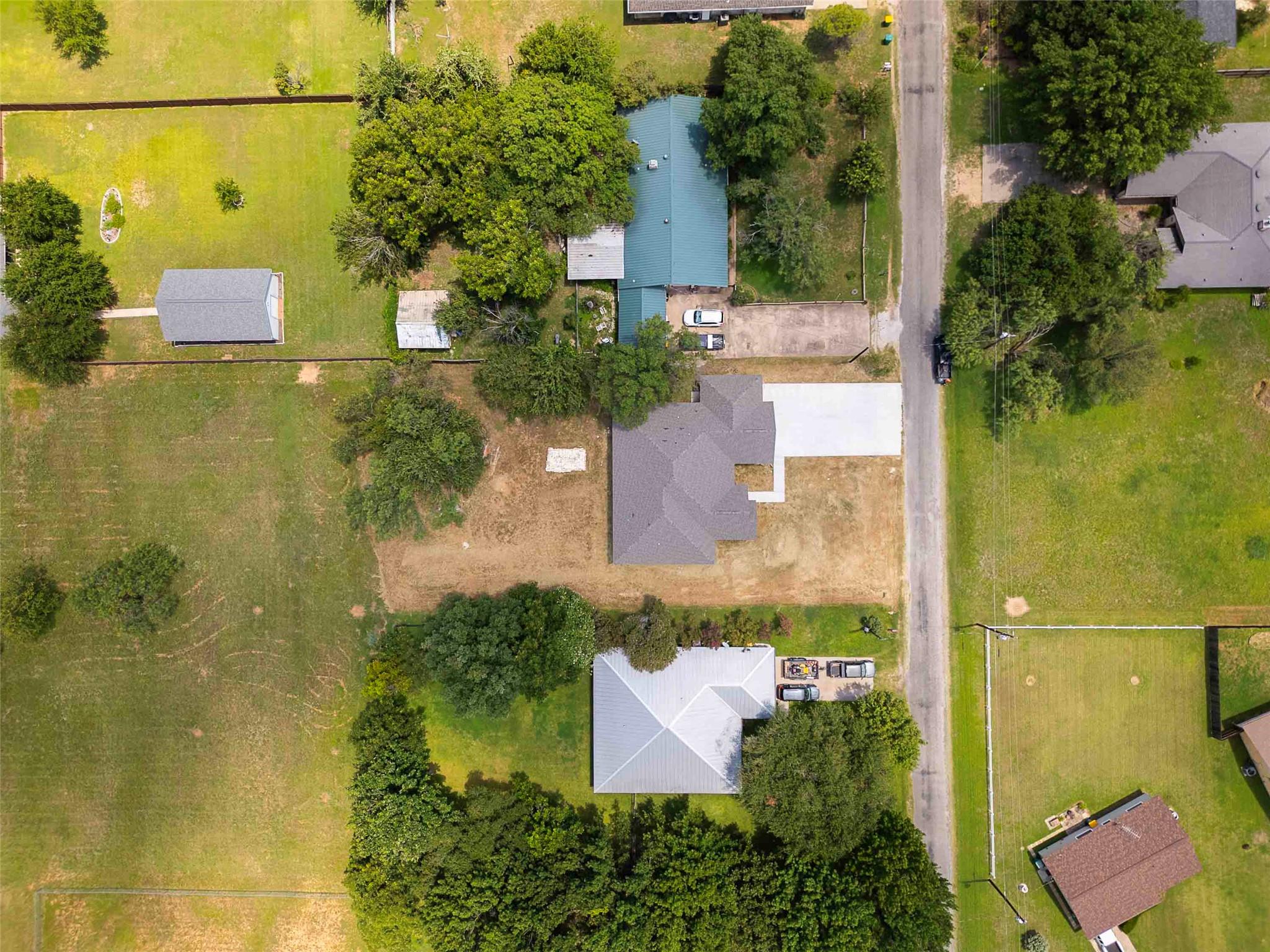 114 Wren St Property Photo 5